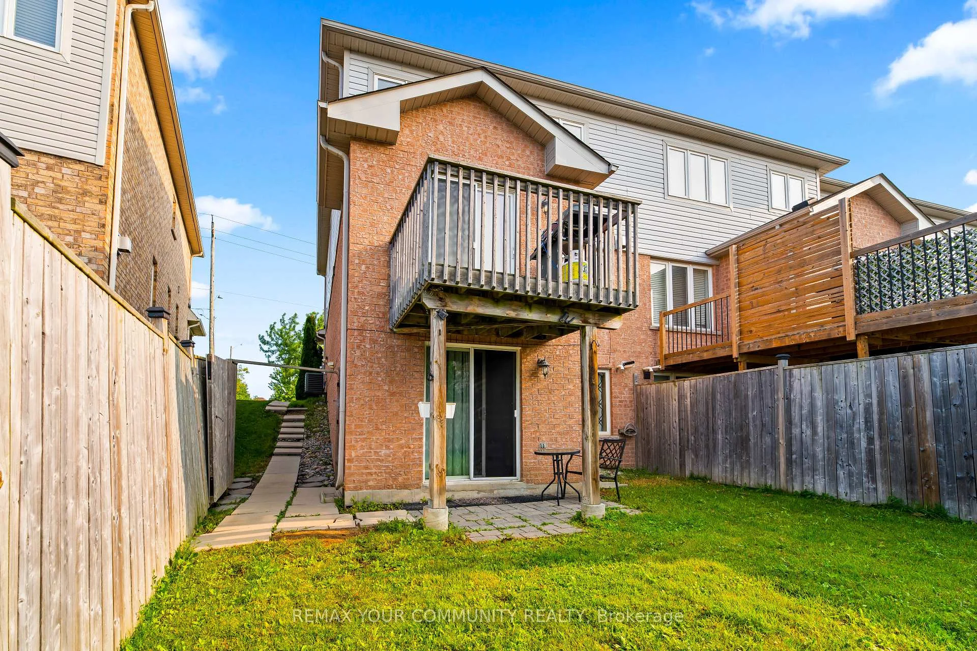 Photo 68 of 164 Dewell Crescent, Clarington, Courtice — HOMEH