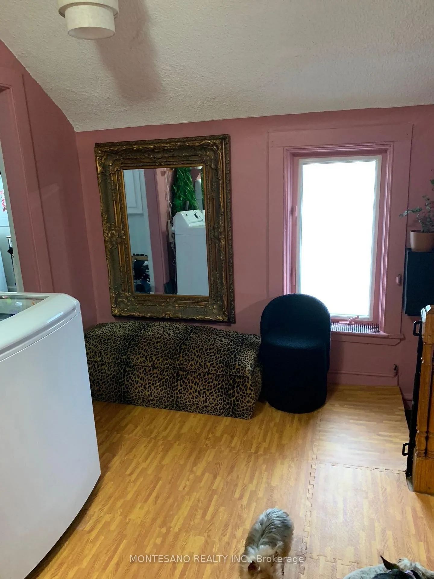 Photo 2 of 7833 Kipling Avenue, Vaughan, West Woodbridge — HOMEH