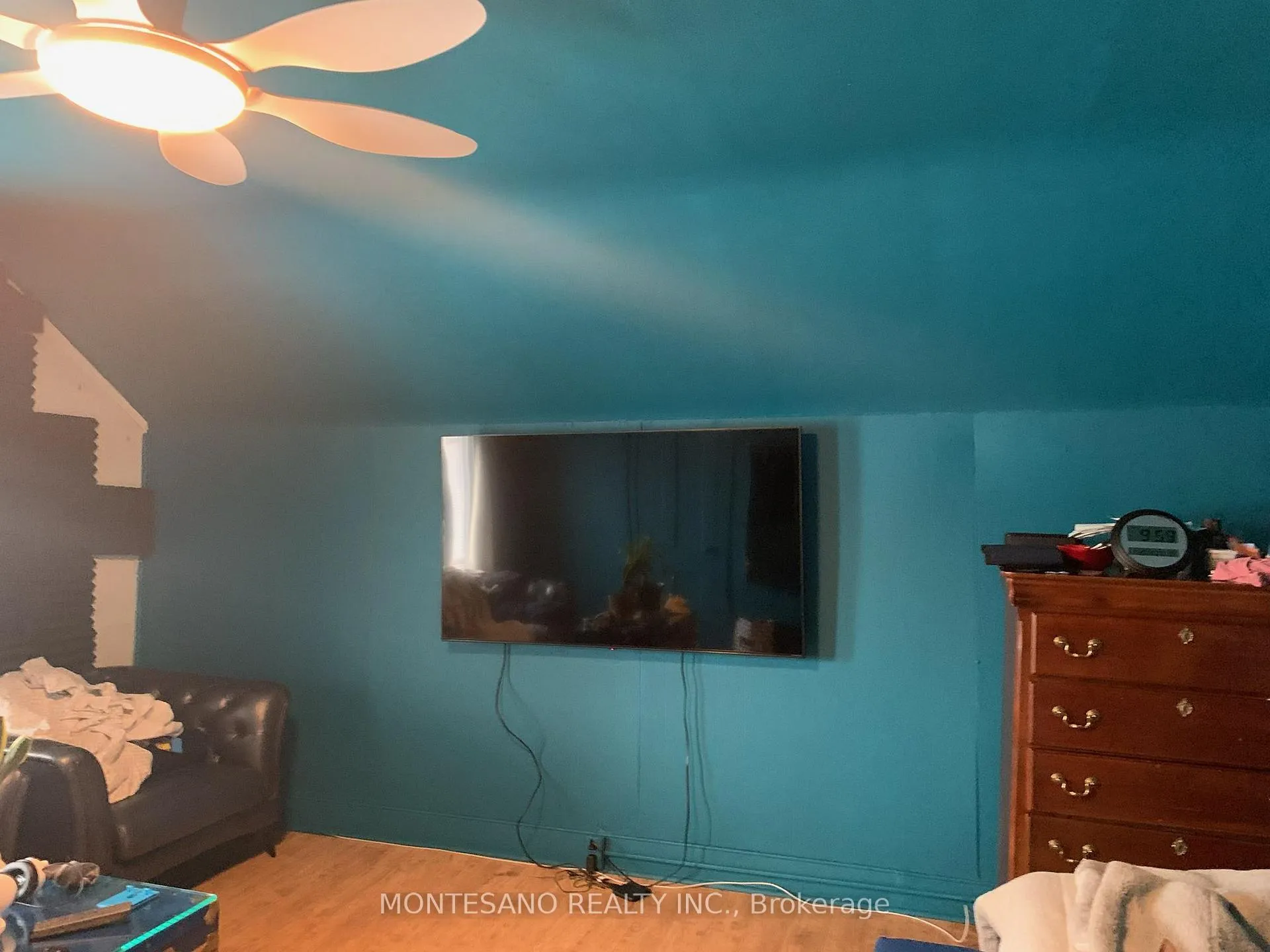 Photo 7 of 7833 Kipling Avenue, Vaughan, West Woodbridge — HOMEH