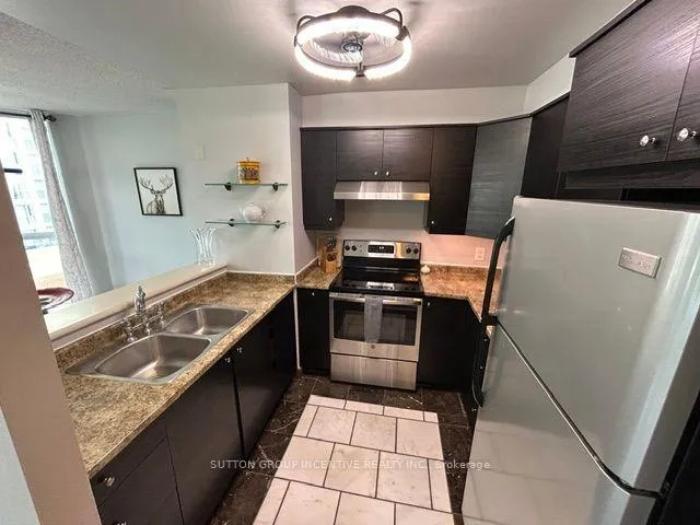 Photo 13 of Unit 511, 140 Dunlop Street E, Barrie, City Centre — HOMEH