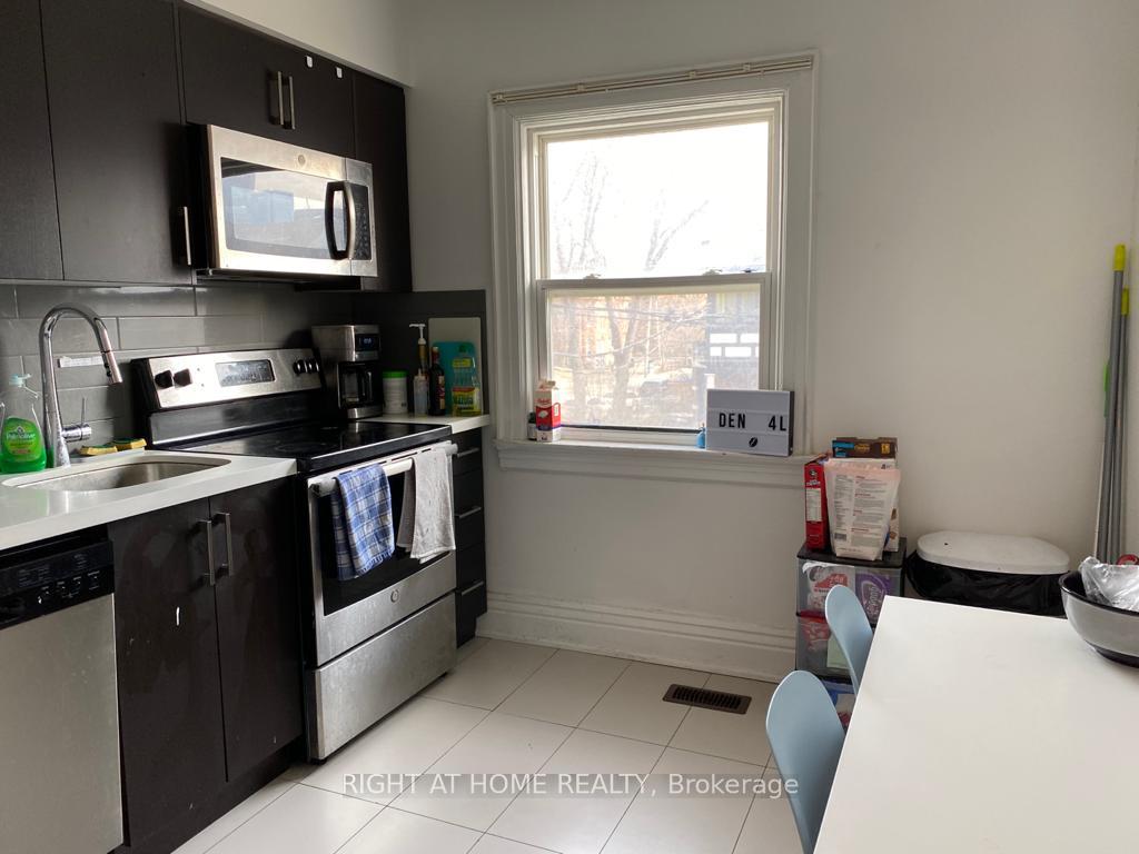 Photo 5 of Unit 2, 134 Huron Street, Toronto, Kensington-Chinatown — HOMEH