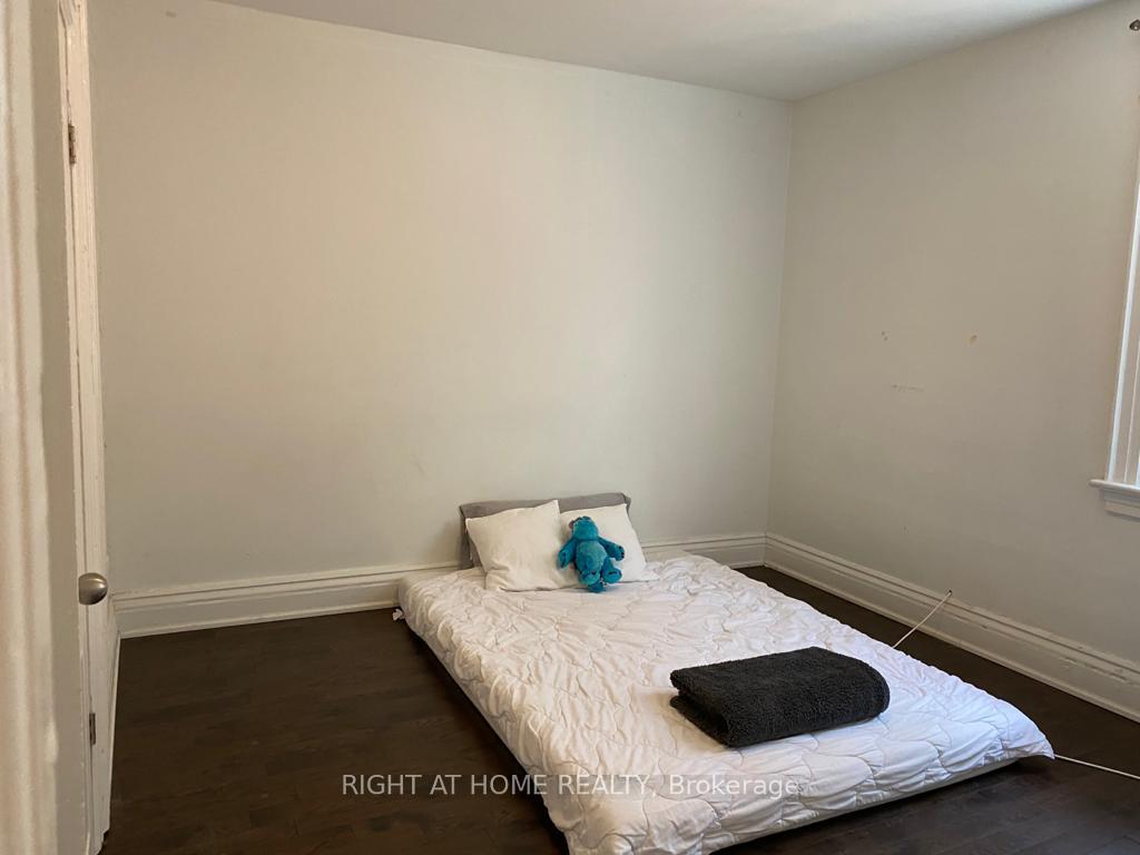 Photo 9 of Unit 2, 134 Huron Street, Toronto, Kensington-Chinatown — HOMEH