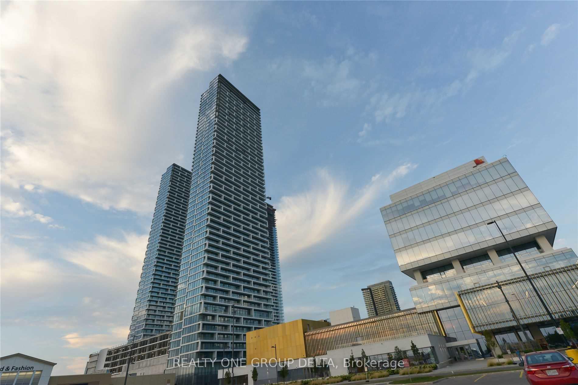 Front of Unit 4002, 898 Portage Parkway