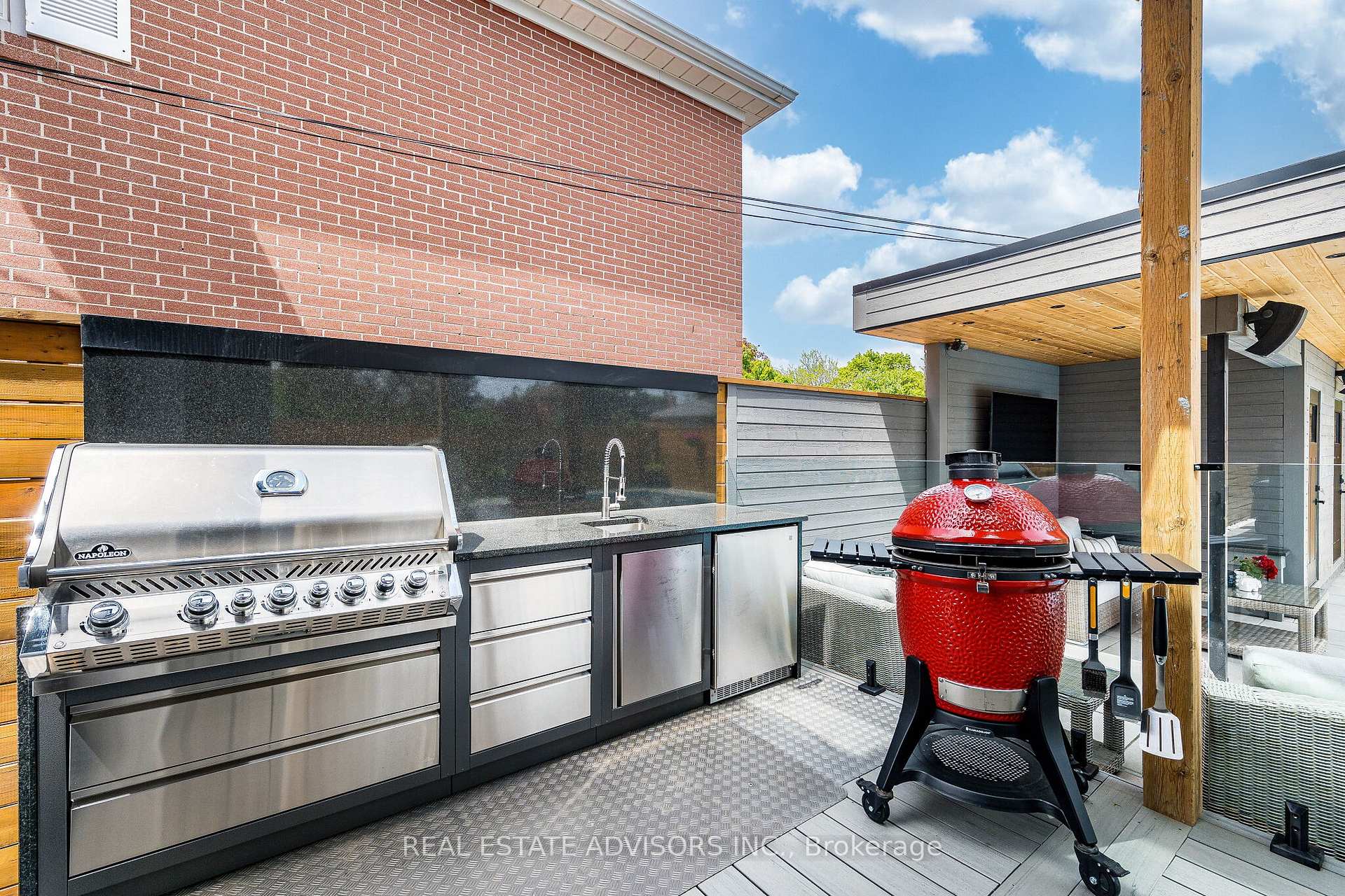 Photo 38 of 50 Beckwith Road E, Etobicoke, Eringate-Centennial-West Deane — HOMEH