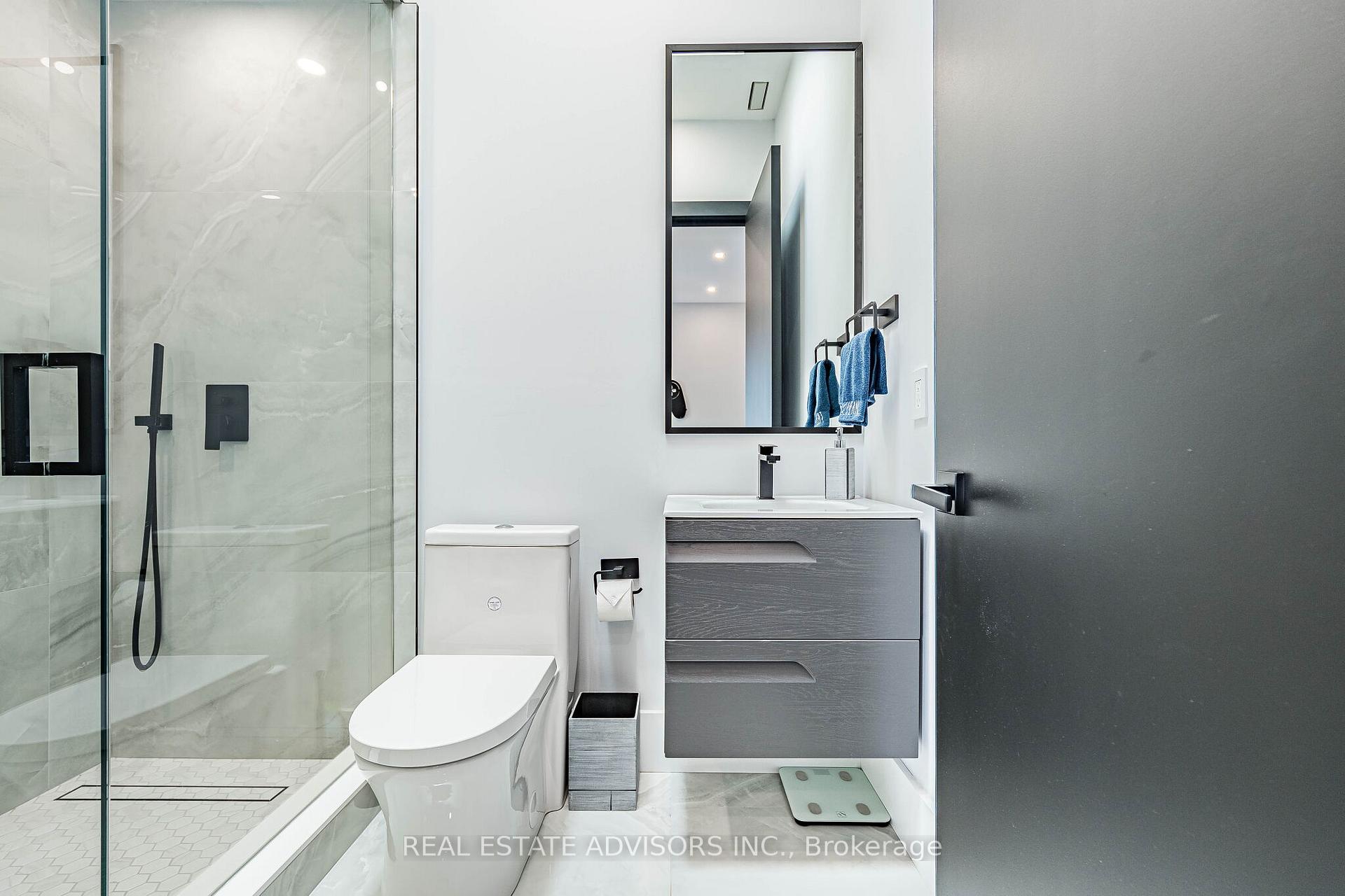 Photo 40 of 50 Beckwith Road E, Etobicoke, Eringate-Centennial-West Deane — HOMEH