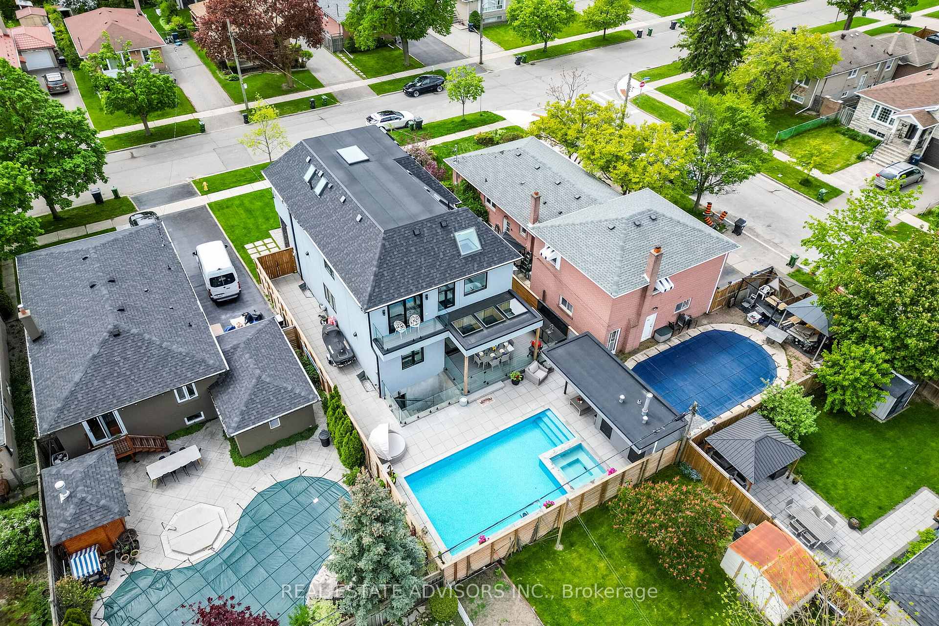 Photo 42 of 50 Beckwith Road E, Etobicoke, Eringate-Centennial-West Deane — HOMEH