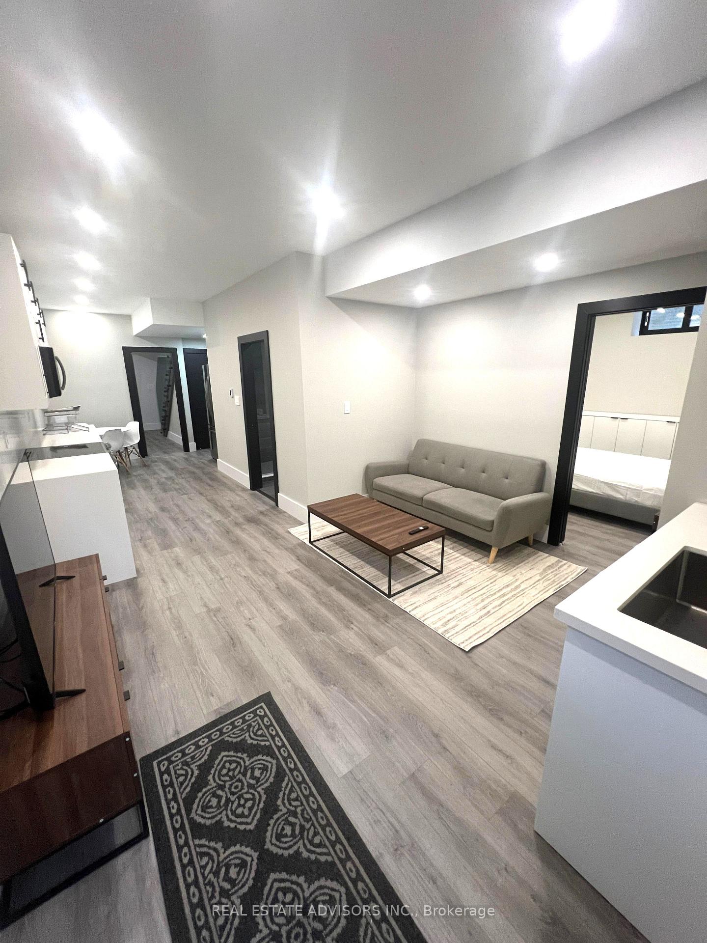 Photo 44 of 50 Beckwith Road E, Etobicoke, Eringate-Centennial-West Deane — HOMEH