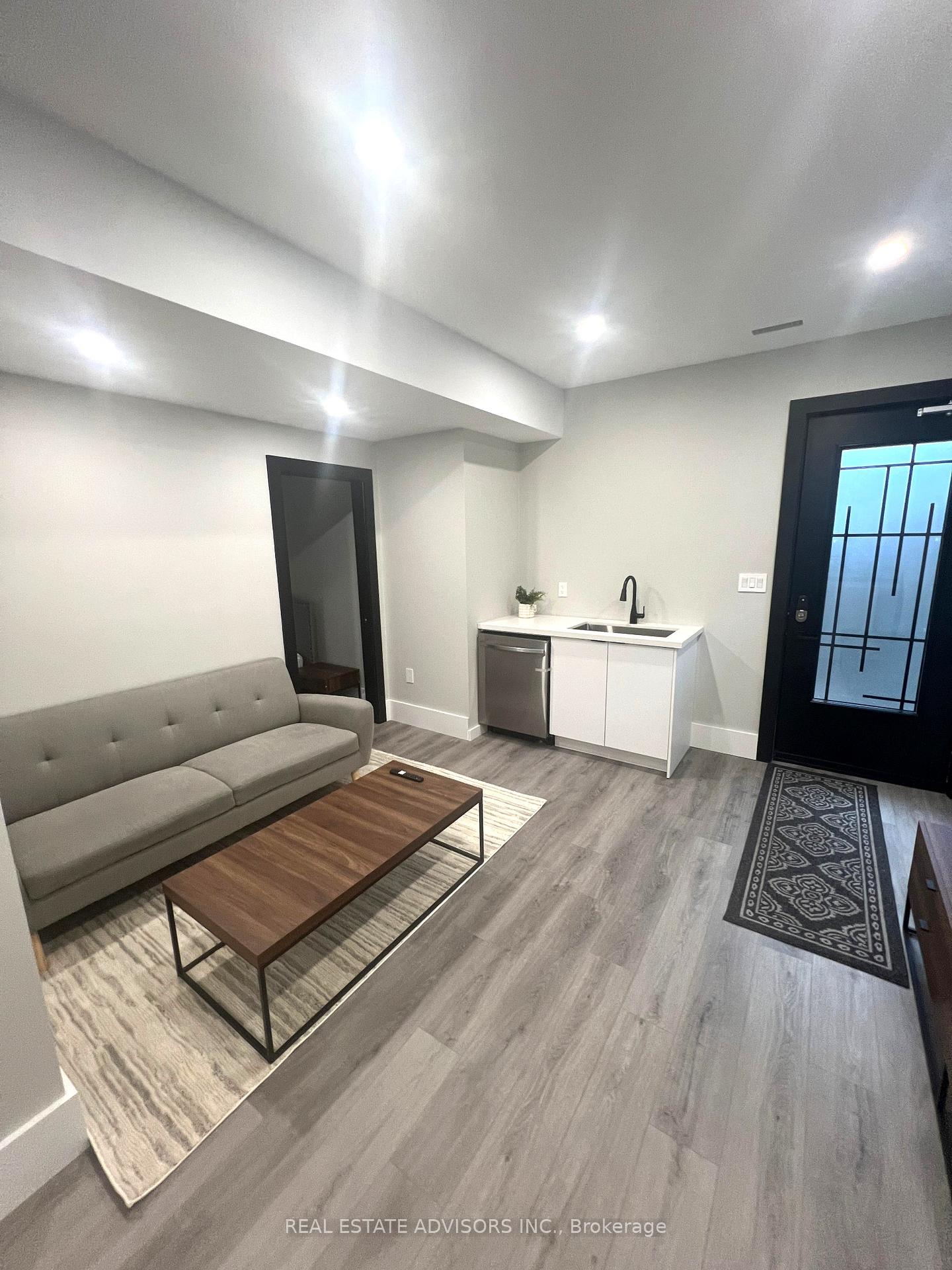 Photo 45 of 50 Beckwith Road E, Etobicoke, Eringate-Centennial-West Deane — HOMEH
