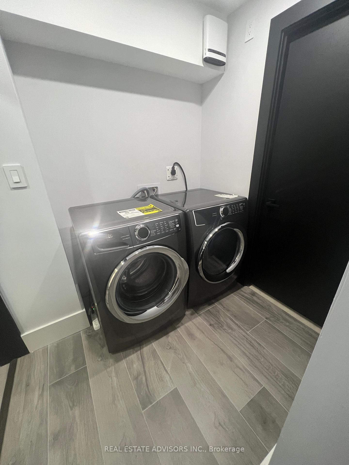 Photo 46 of 50 Beckwith Road E, Etobicoke, Eringate-Centennial-West Deane — HOMEH