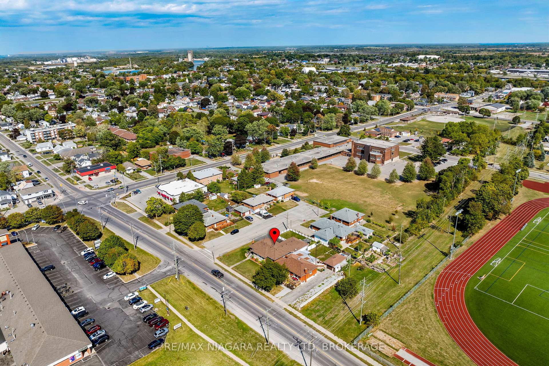 Photo 27 of 419 Steele Street, Port Colborne, Sugarloaf — HOMEH