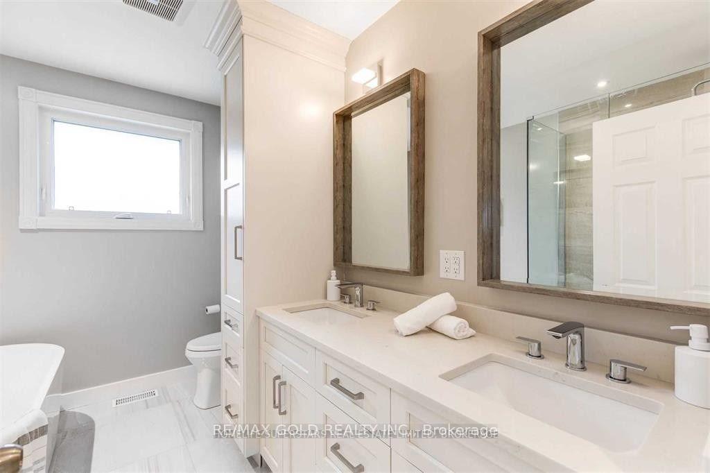 Photo 8 of 3472 Rexway Drive, Burlington, Roseland — HOMEH