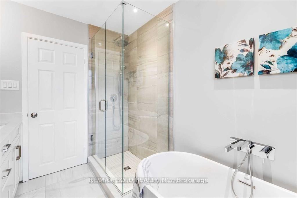 Photo 9 of 3472 Rexway Drive, Burlington, Roseland — HOMEH