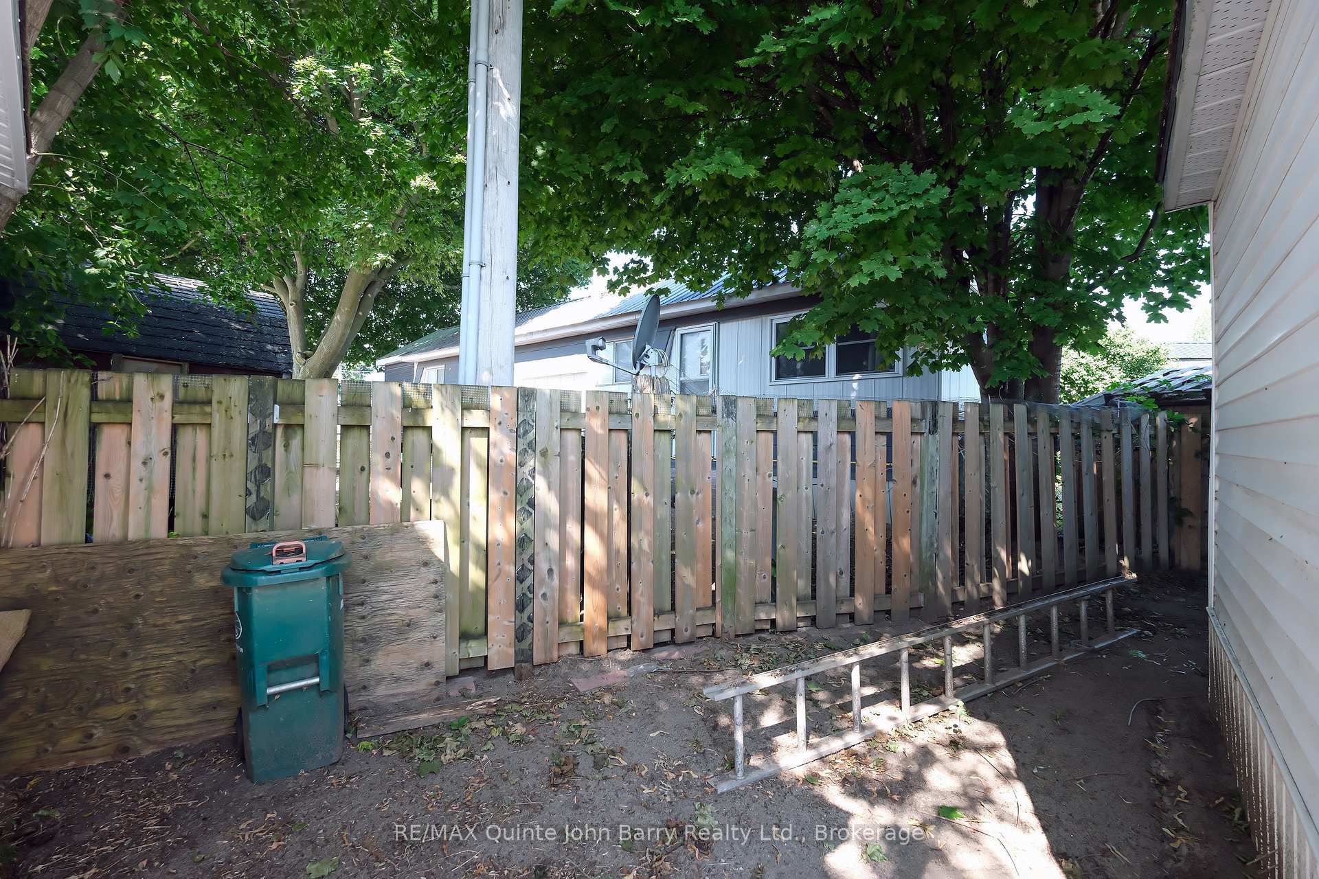 Photo 26 of Unit 54, 63 Whites Road, Quinte West, Sidney Ward — HOMEH