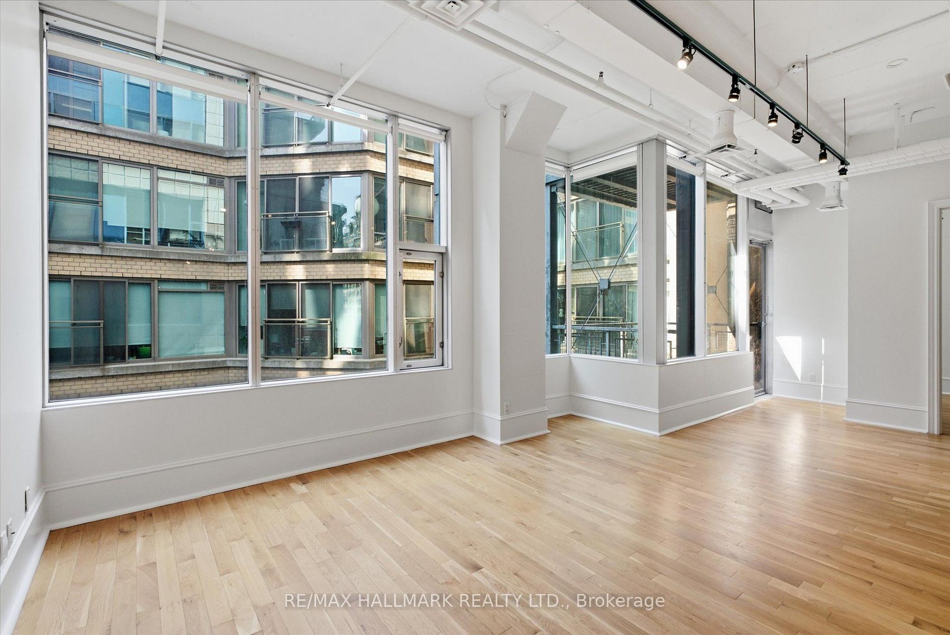 Photo 9 of Unit 306, 477 Richmond Street W, Toronto, Waterfront Communities — HOMEH