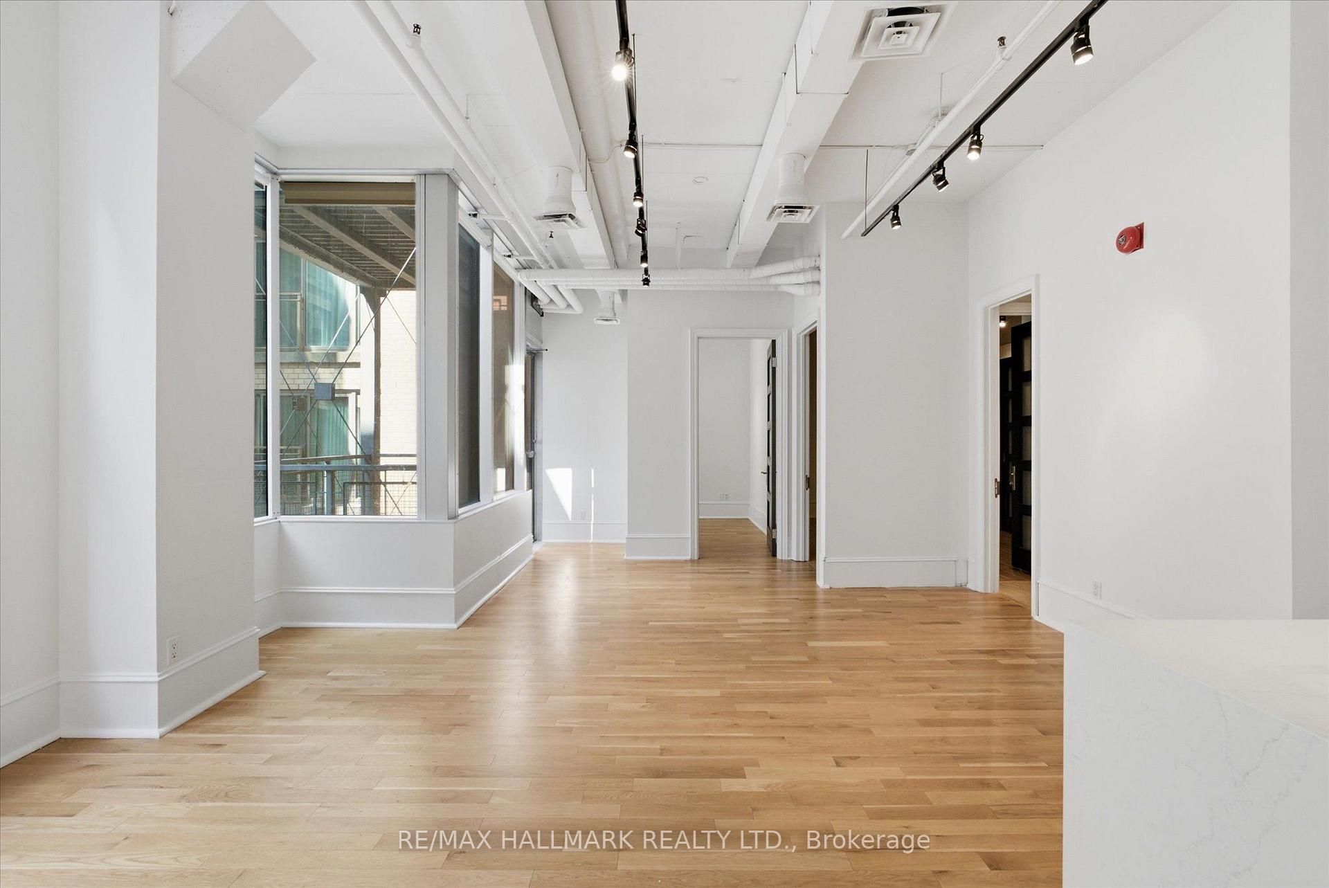 Photo 10 of Unit 306, 477 Richmond Street W, Toronto, Waterfront Communities — HOMEH