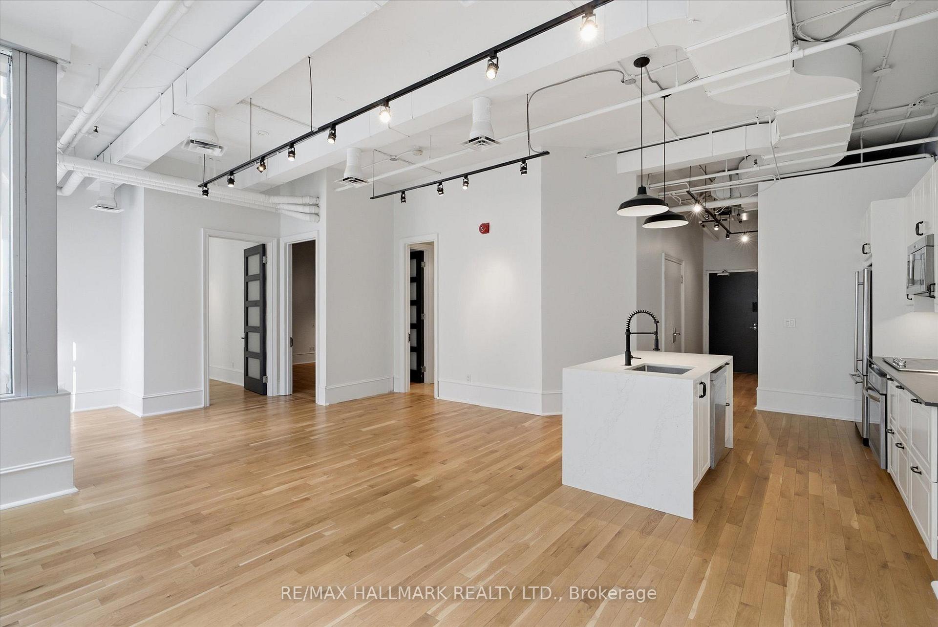 Photo 11 of Unit 306, 477 Richmond Street W, Toronto, Waterfront Communities — HOMEH