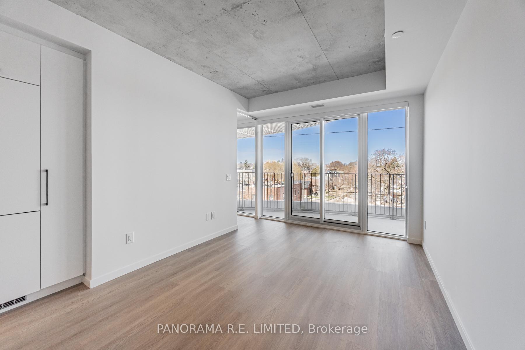 Photo 3 of Unit 415, 689 The Queensway, Etobicoke, Stonegate-Queensway — HOMEH
