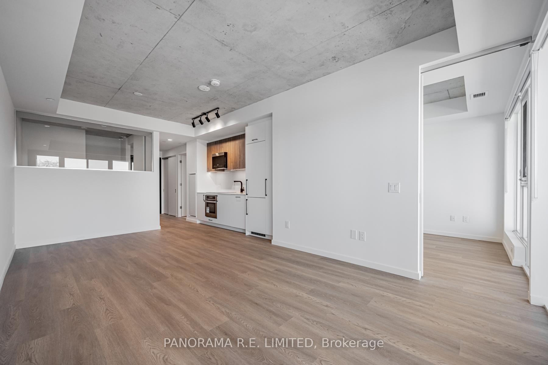 Photo 6 of Unit 415, 689 The Queensway, Etobicoke, Stonegate-Queensway — HOMEH