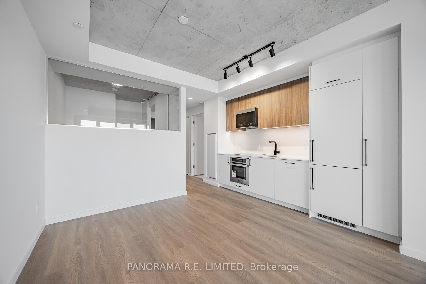 Photo 9 of Unit 415, 689 The Queensway, Etobicoke, Stonegate-Queensway — HOMEH