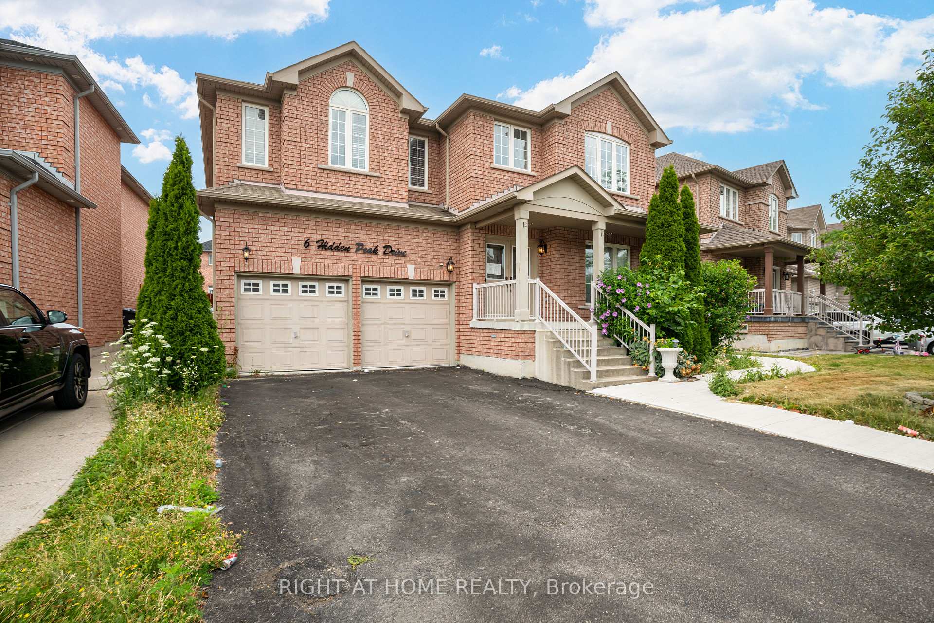 Photo 1 of 6 Hidden Peak Drive, Brampton, Sandringham-Wellington — HOMEH