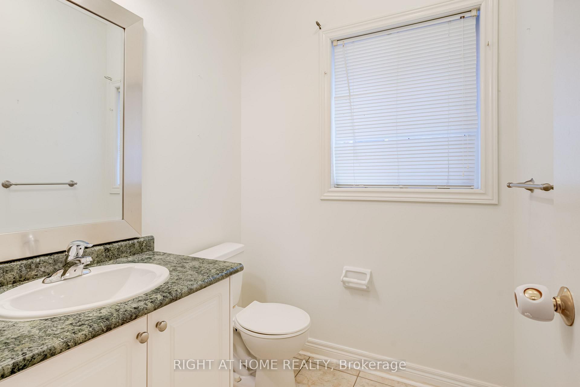 Photo 13 of 6 Hidden Peak Drive, Brampton, Sandringham-Wellington — HOMEH