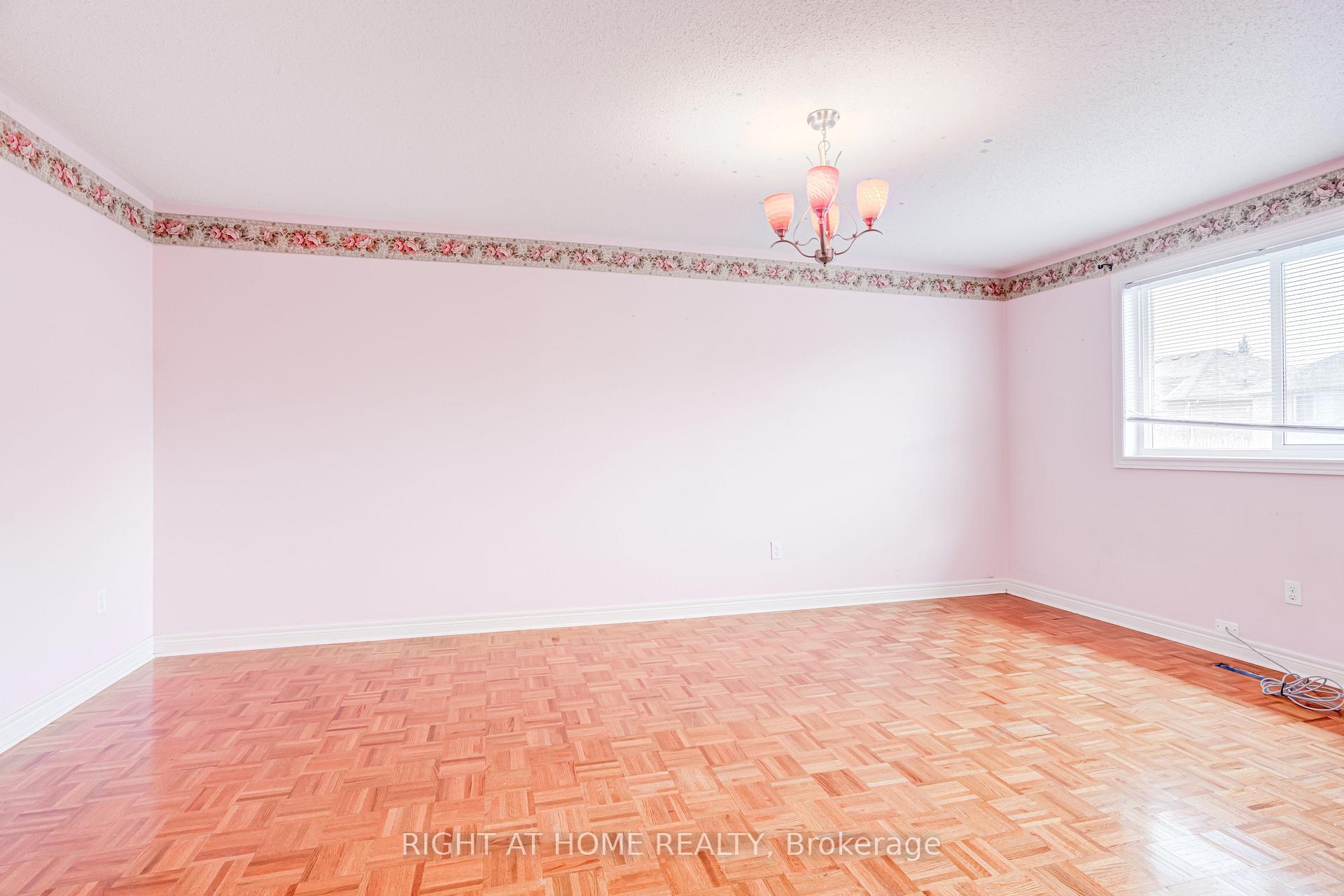 Photo 22 of 6 Hidden Peak Drive, Brampton, Sandringham-Wellington — HOMEH