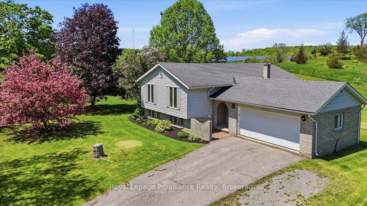 Photo 2 of 205 Bethel Road, Belleville, Thurlow Ward — HOMEH