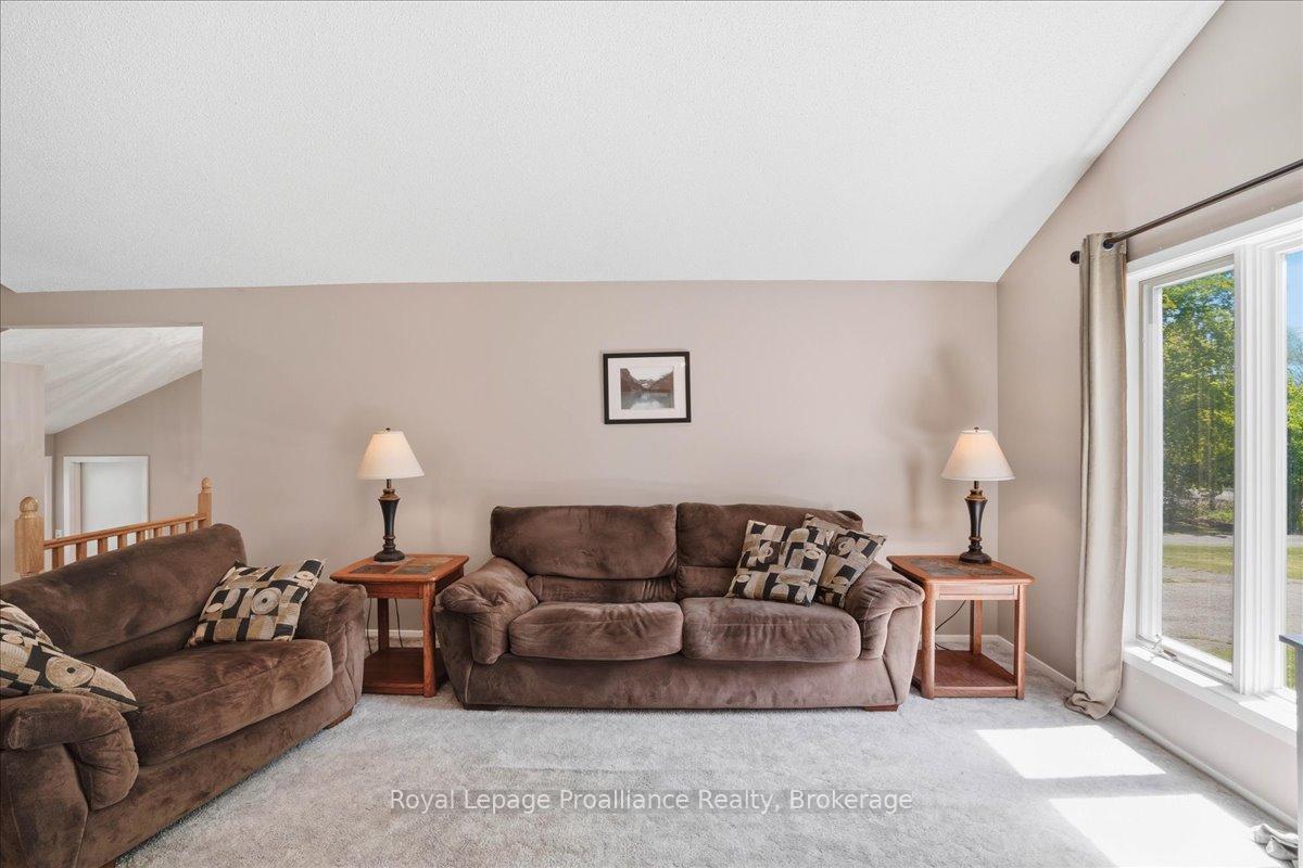 Photo 12 of 205 Bethel Road, Belleville, Thurlow Ward — HOMEH