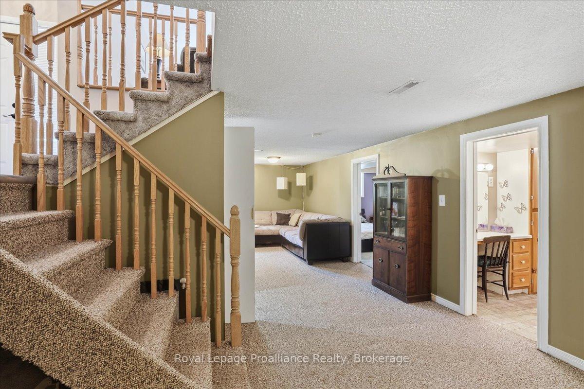 Photo 20 of 205 Bethel Road, Belleville, Thurlow Ward — HOMEH