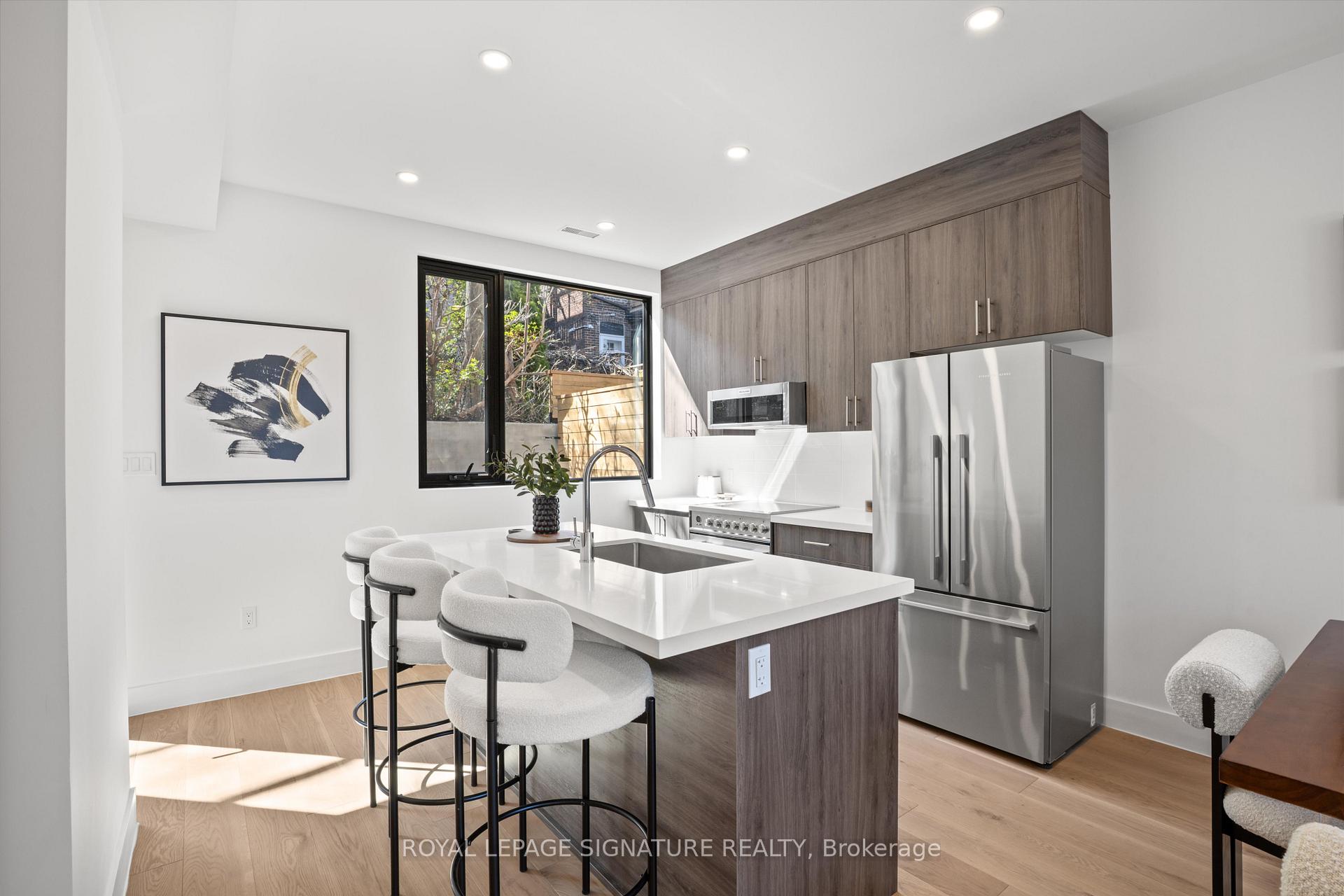 Photo 10 of Unit Main/Upper, 3 Heydon Park Road, Toronto, Little Portugal — HOMEH