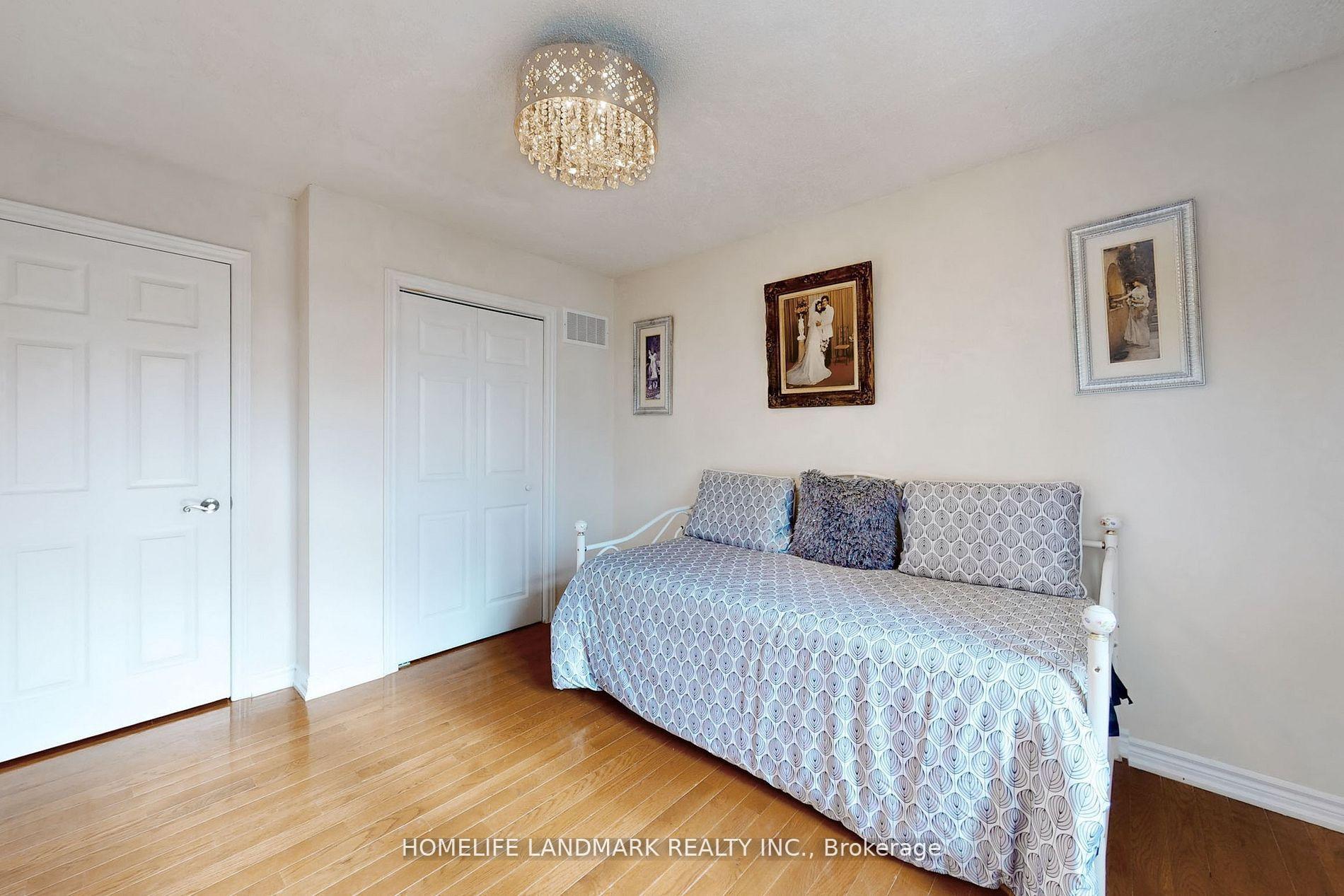 Photo 23 of 274 Edgehill Drive, Barrie, Ardagh — HOMEH
