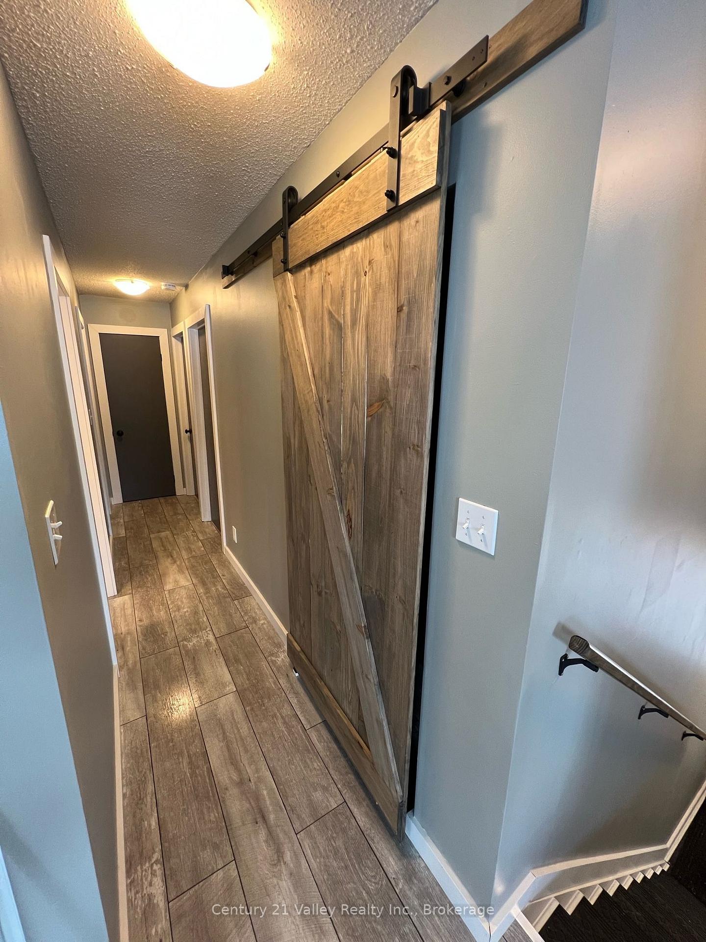 Photo 18 of 689 Fourth Street, Renfrew, Renfrew — HOMEH