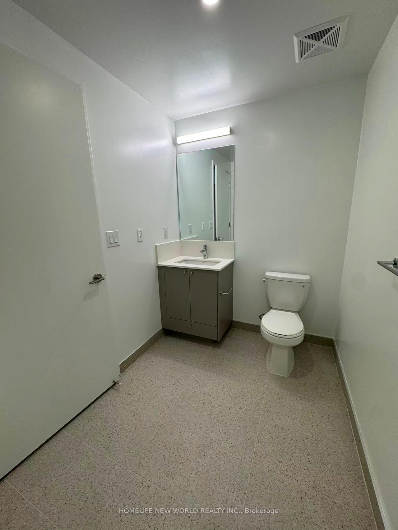 Photo 6 of Unit 502, 10 Oak Street, Toronto, Regent Park — HOMEH