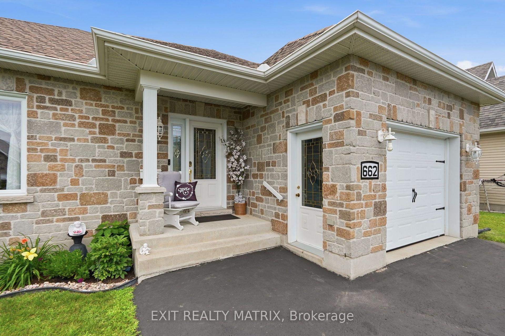 Photo 3 of 662 Des Erables Promenade, Casselman, Casselman — HOMEH