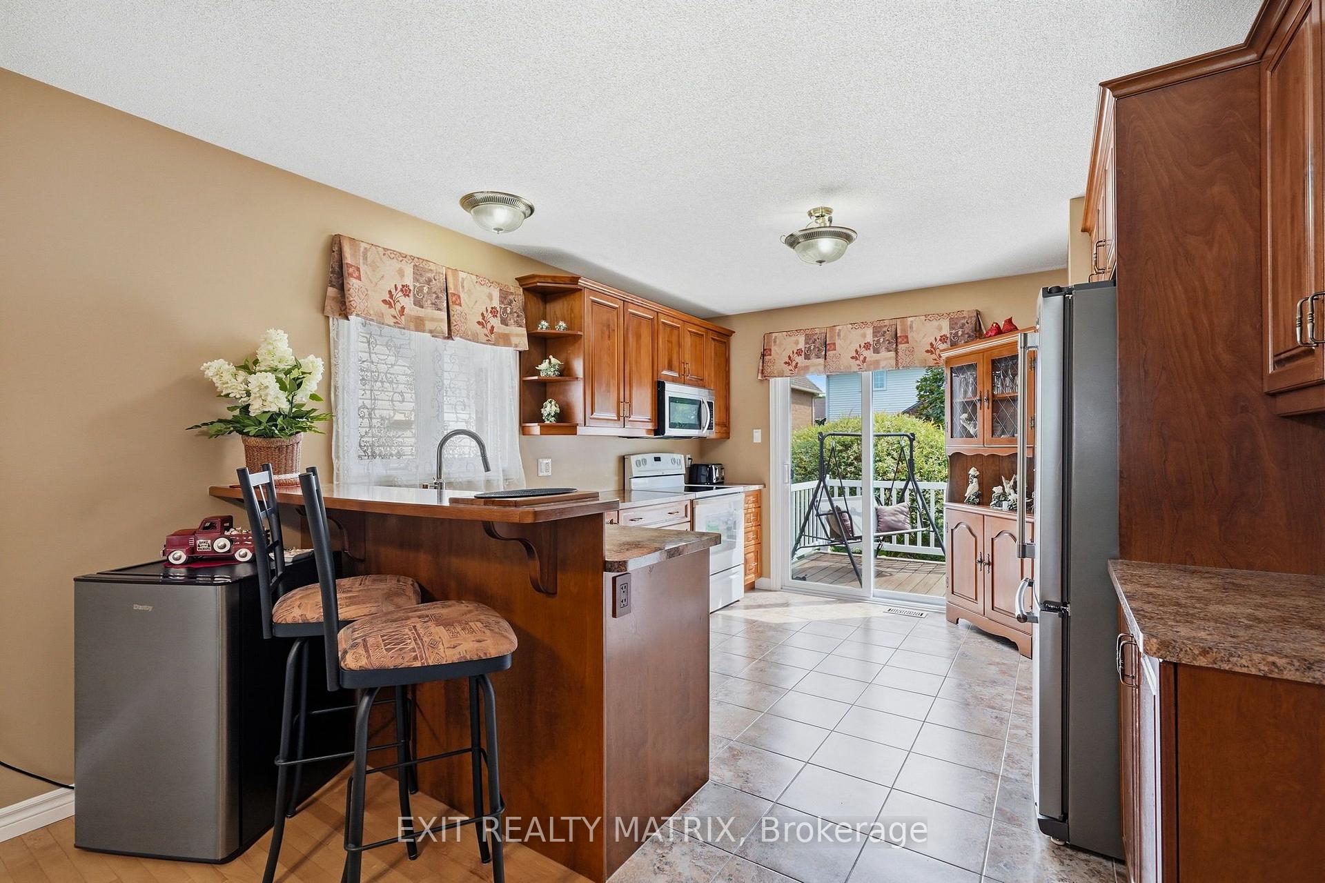 Photo 11 of 662 Des Erables Promenade, Casselman, Casselman — HOMEH