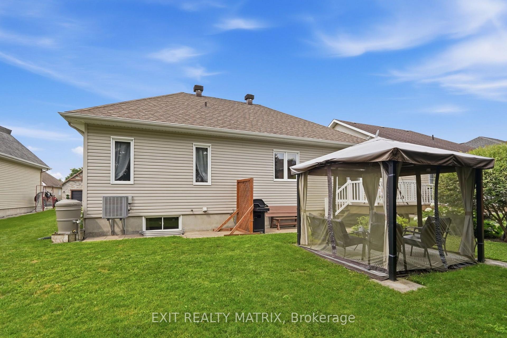Photo 29 of 662 Des Erables Promenade, Casselman, Casselman — HOMEH