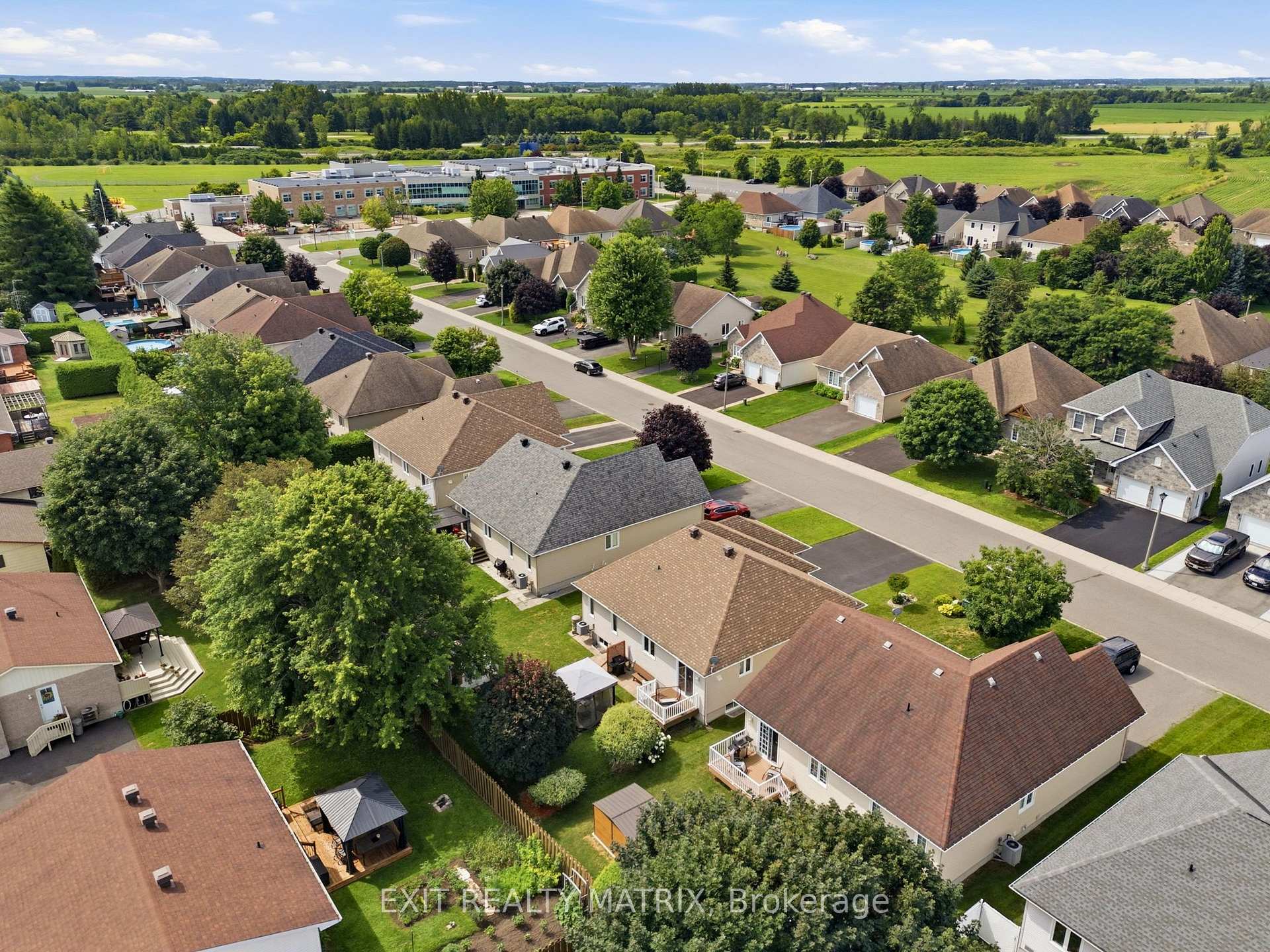 Photo 37 of 662 Des Erables Promenade, Casselman, Casselman — HOMEH