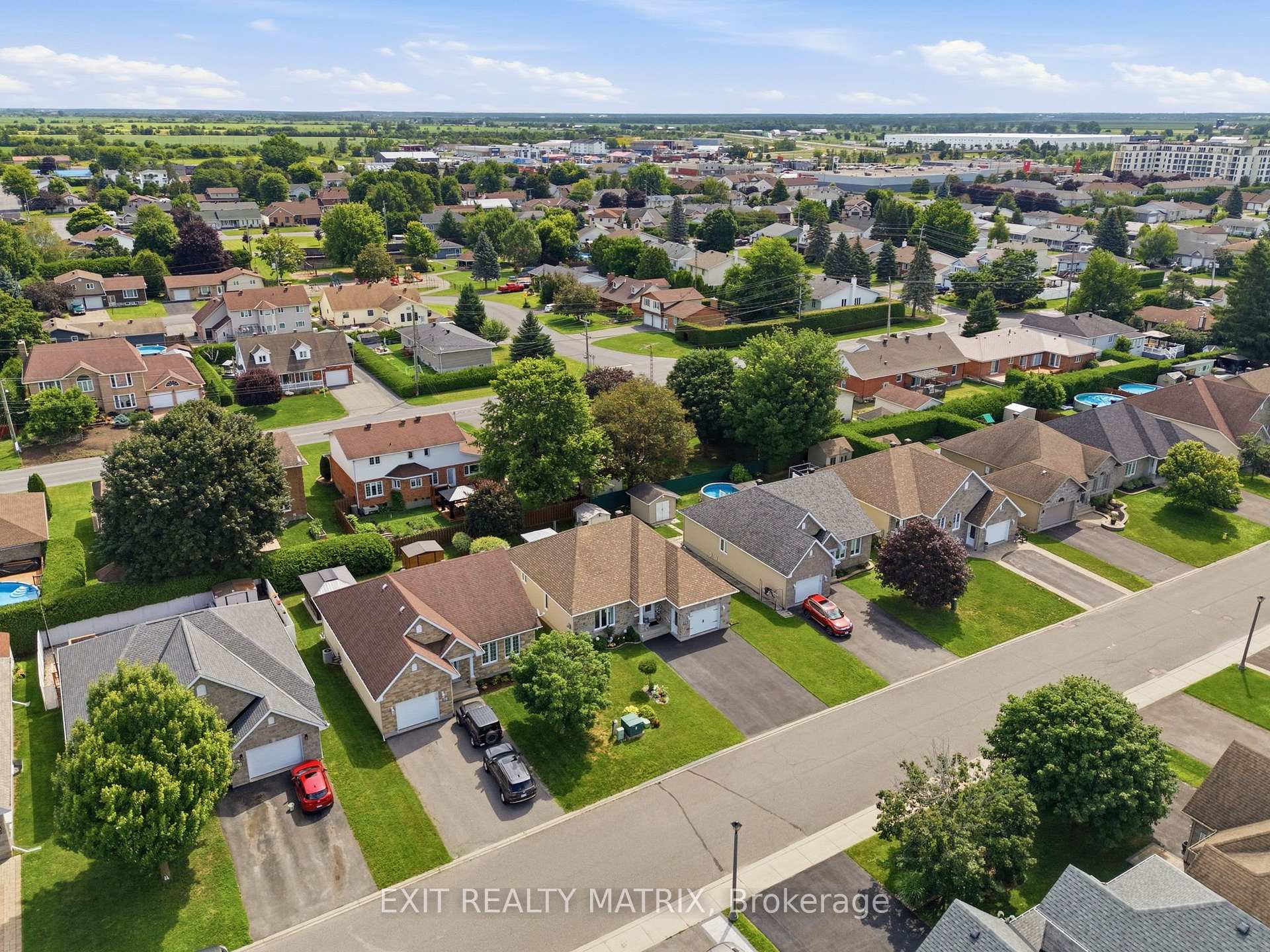 Photo 38 of 662 Des Erables Promenade, Casselman, Casselman — HOMEH