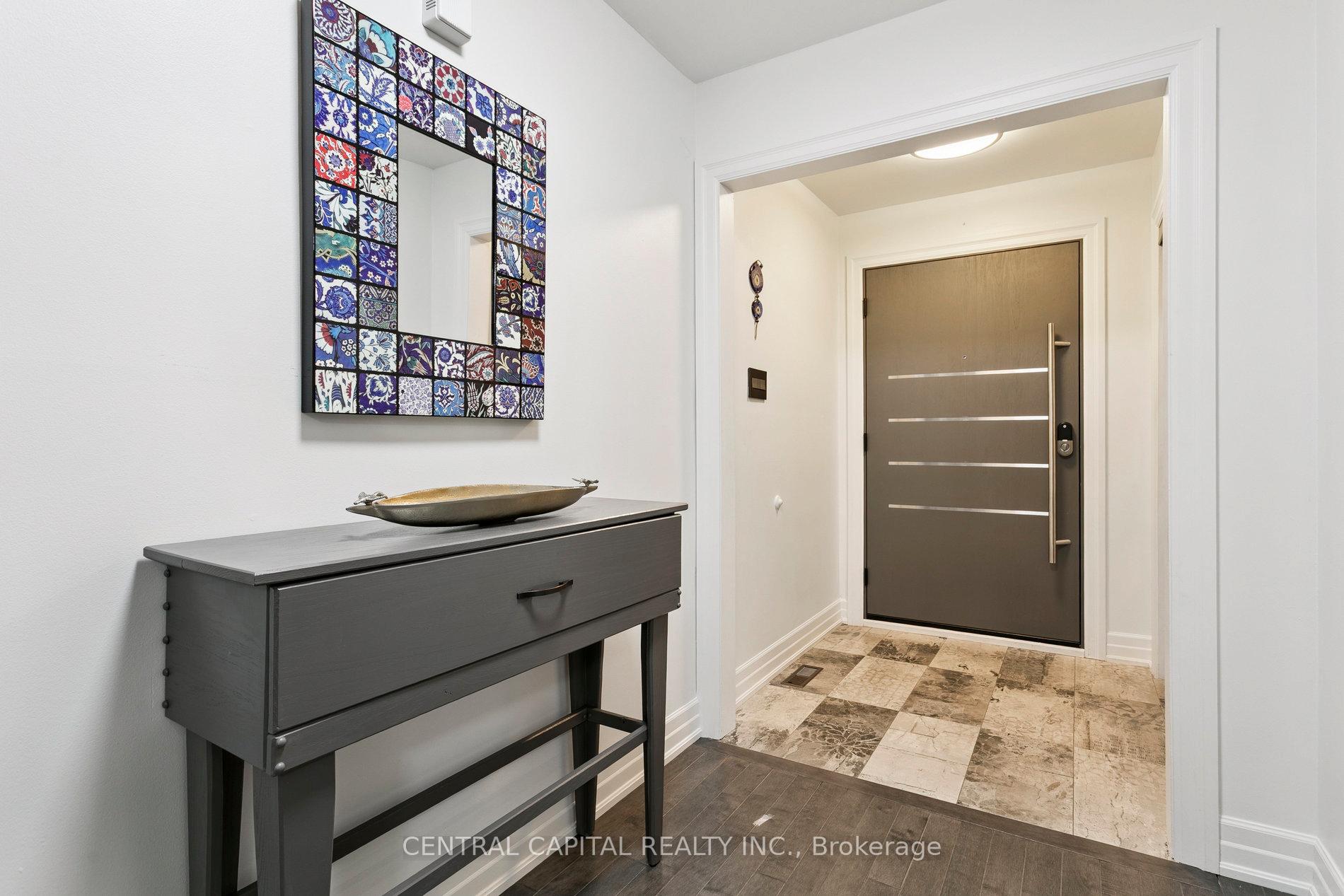Photo 3 of 3389 Hargrove Road, Mississauga, Erin Mills — HOMEH