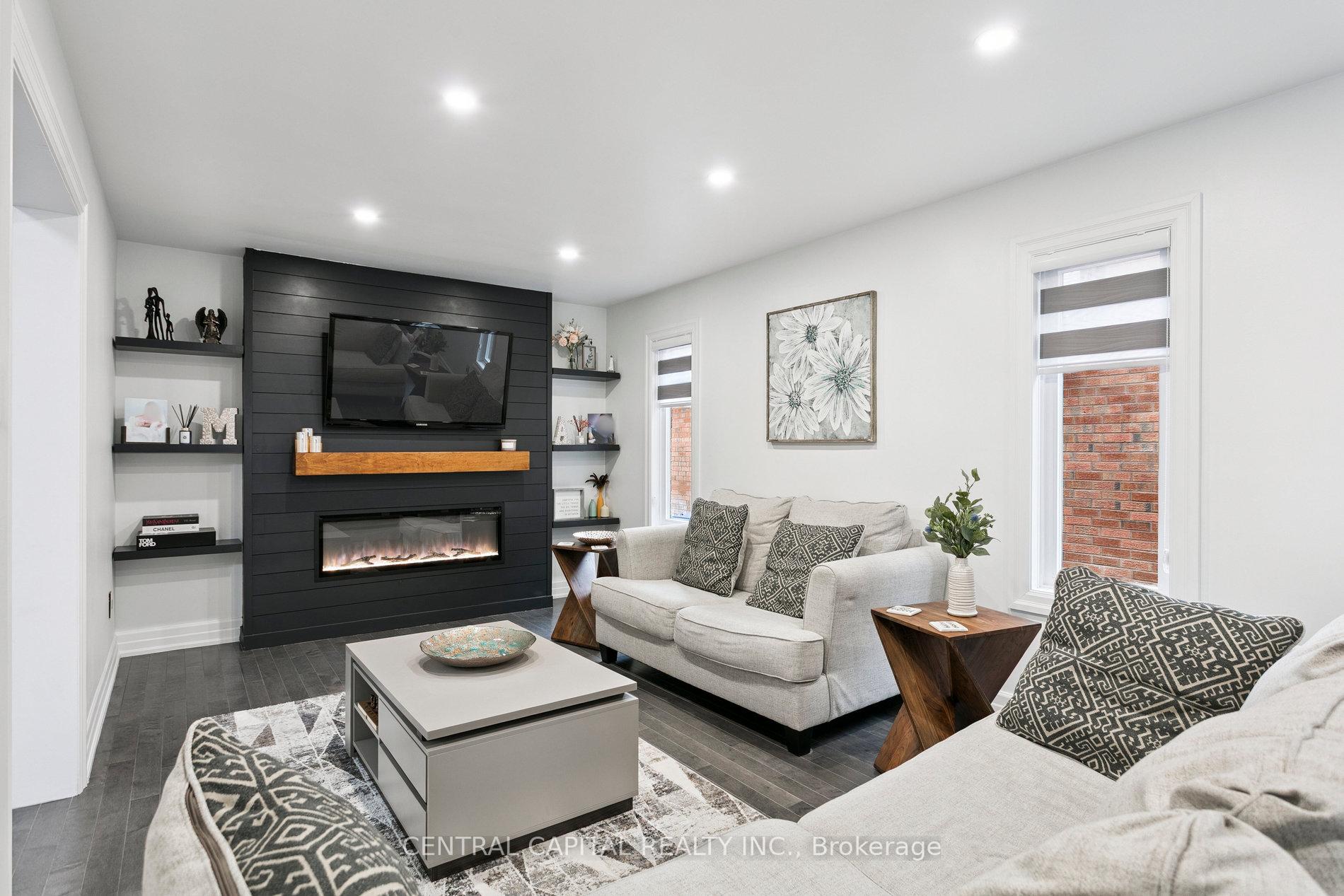 Photo 5 of 3389 Hargrove Road, Mississauga, Erin Mills — HOMEH
