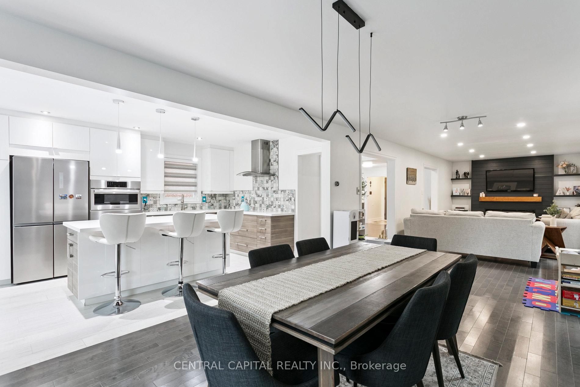 Photo 12 of 3389 Hargrove Road, Mississauga, Erin Mills — HOMEH