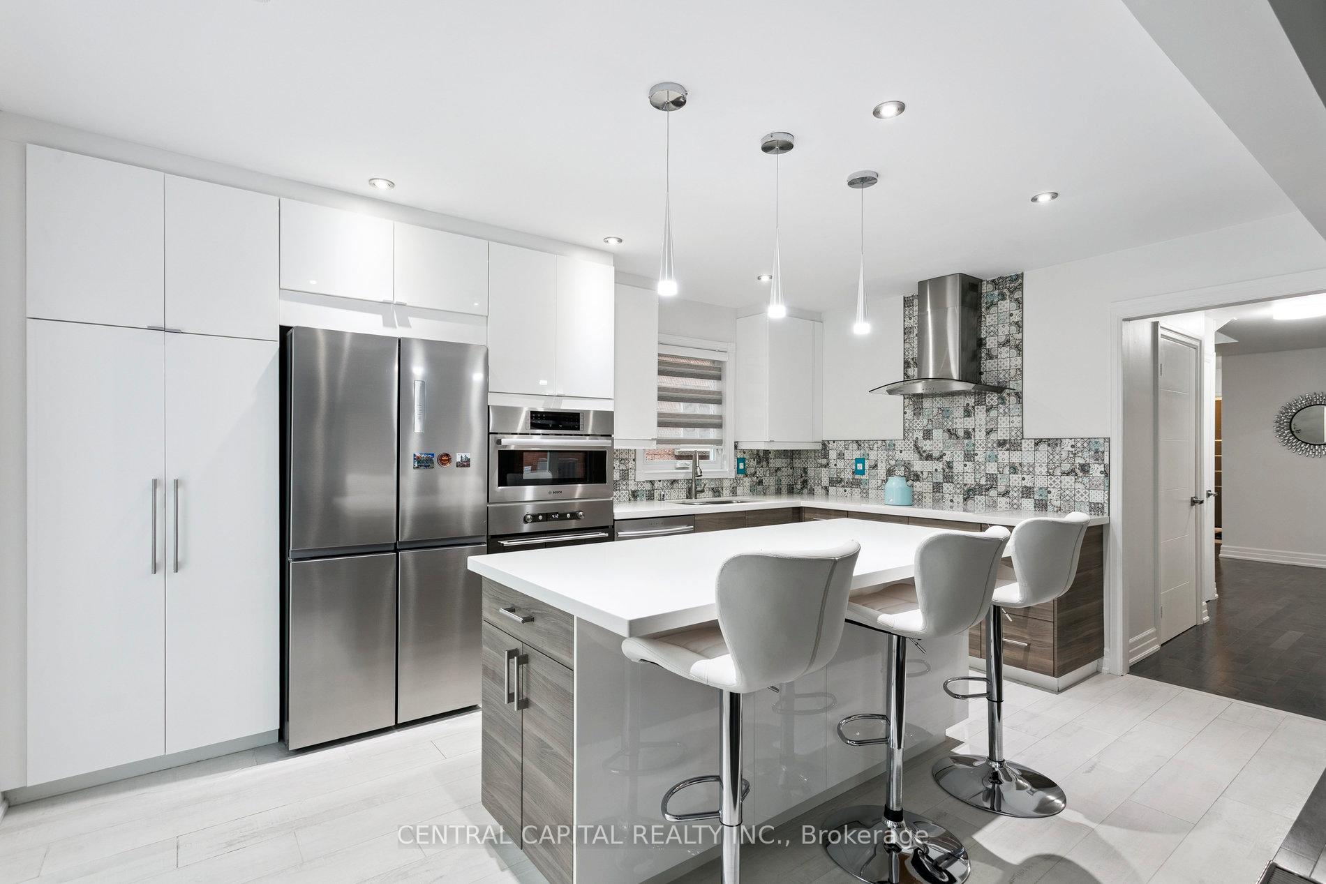 Photo 13 of 3389 Hargrove Road, Mississauga, Erin Mills — HOMEH