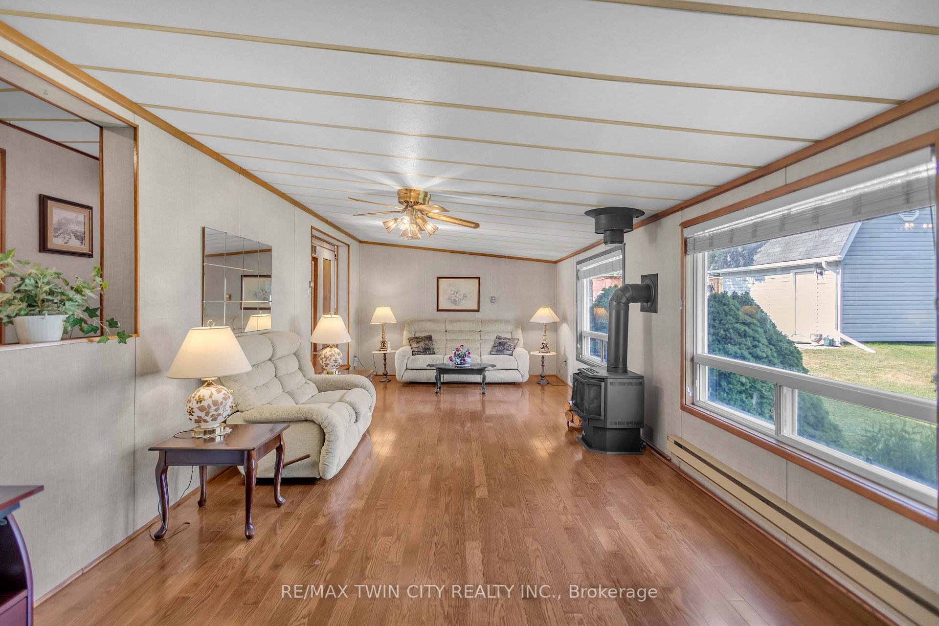 Photo 15 of Unit 505, 673 Brant Waterloo Road, North Dumfries, Ayr — HOMEH