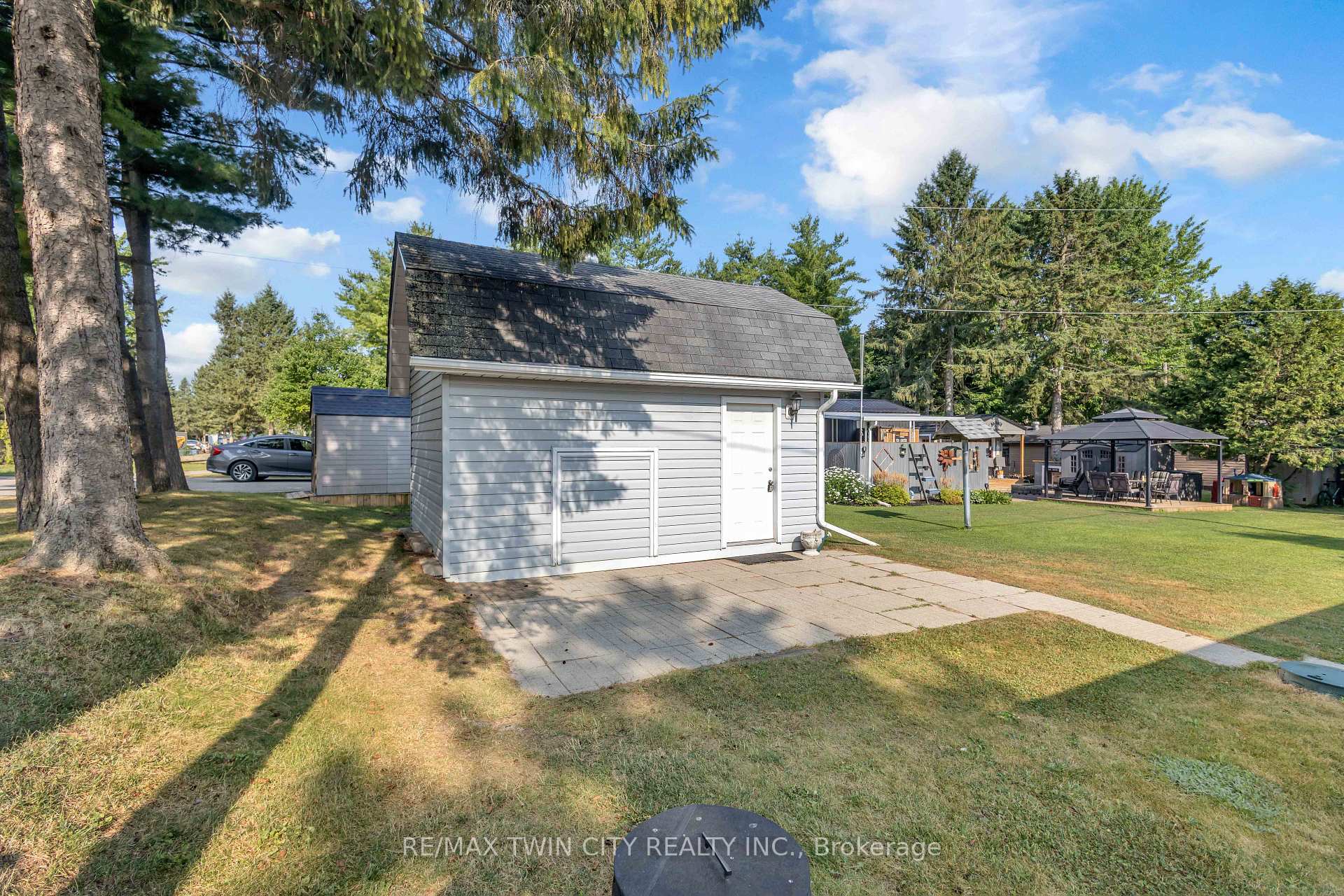 Photo 25 of Unit 505, 673 Brant Waterloo Road, North Dumfries, Ayr — HOMEH