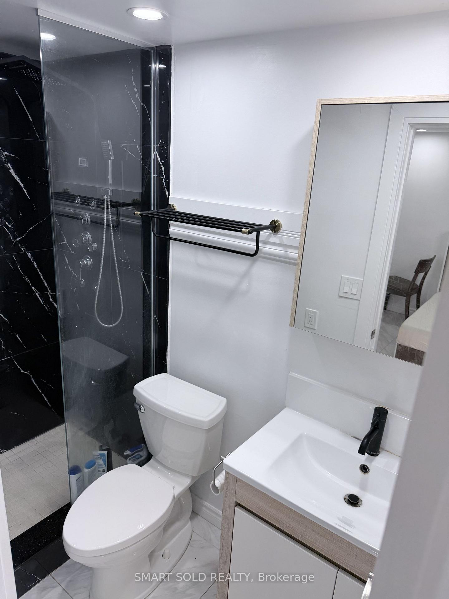 Photo 8 of Unit BSMT, 39 Glendower Circuit, Scarborough, L'Amoreaux — HOMEH