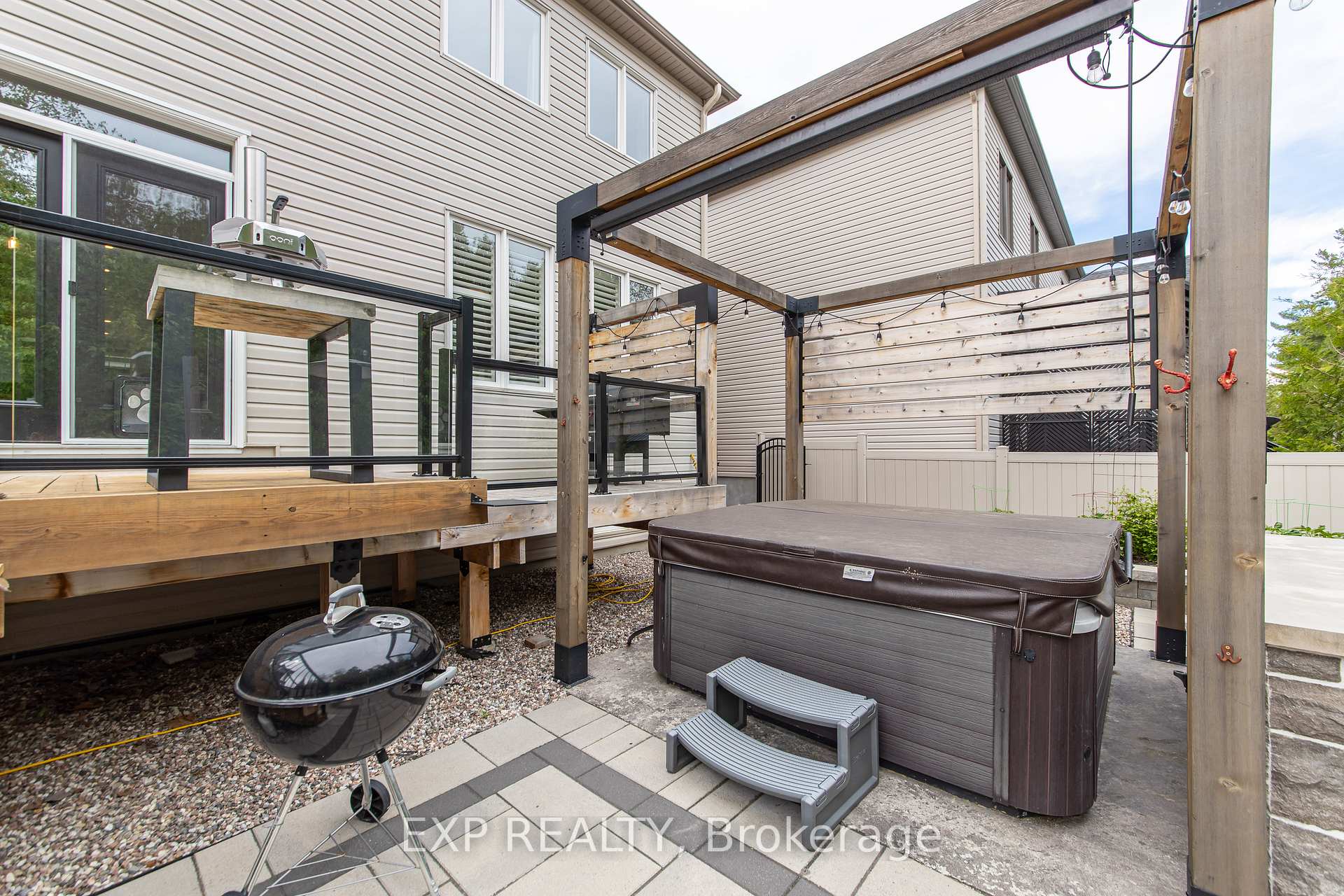 Photo 45 of 840 Stallion Crescent, Ottawa, Stittsville (South) — HOMEH