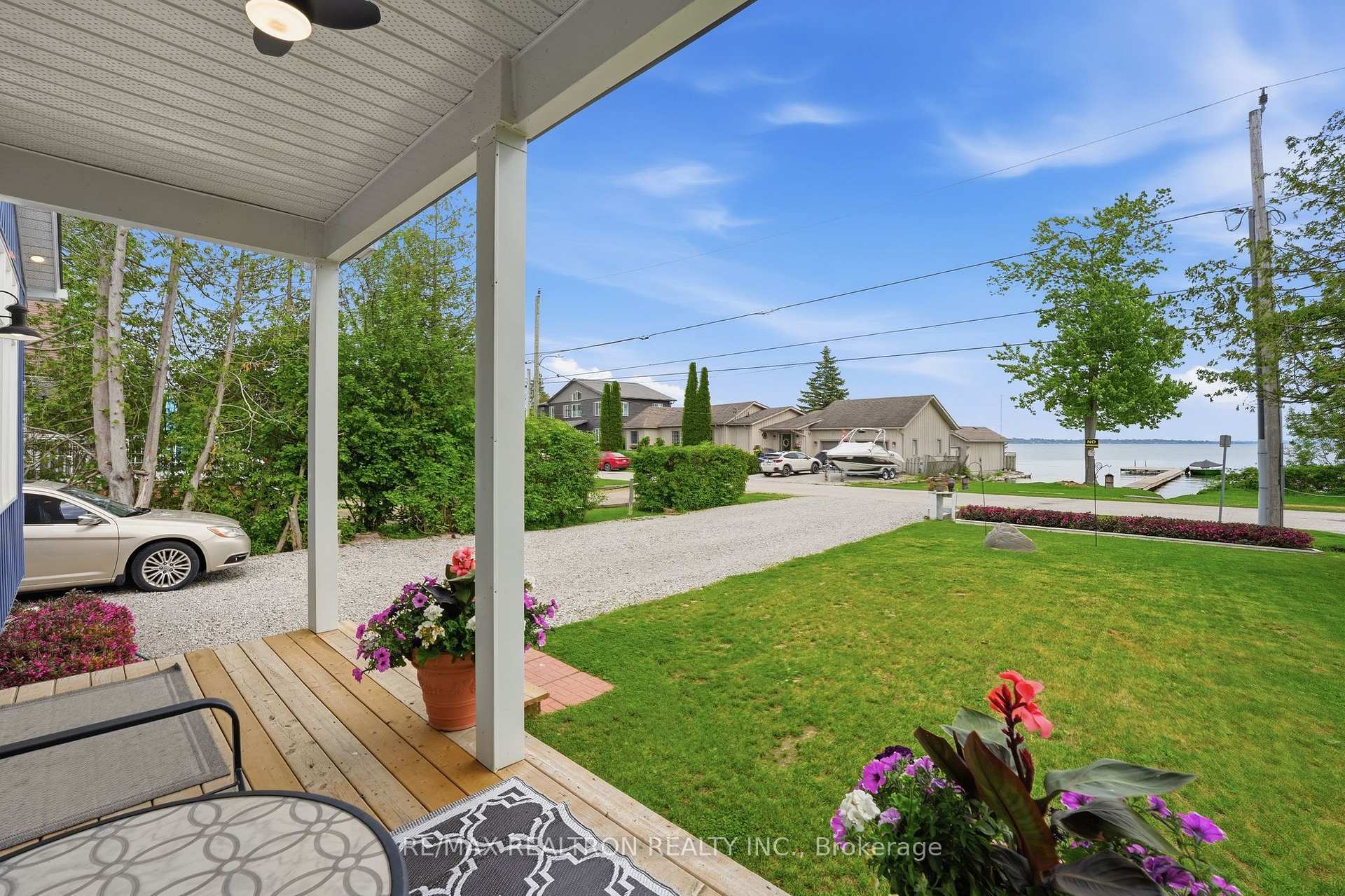 Photo 7 of 1050 Wisker Avenue, Innisfil, Rural Innisfil — HOMEH