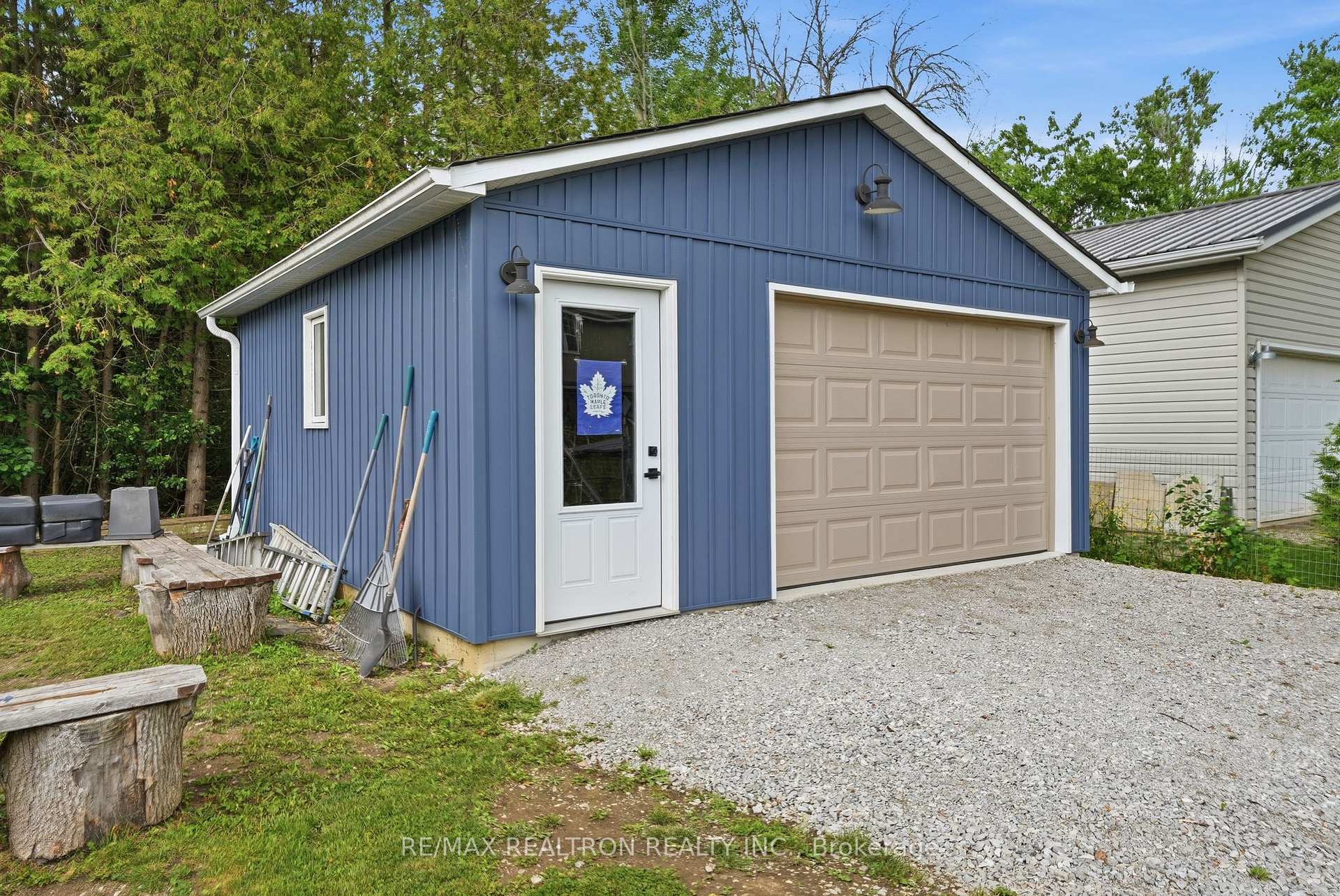 Photo 35 of 1050 Wisker Avenue, Innisfil, Rural Innisfil — HOMEH