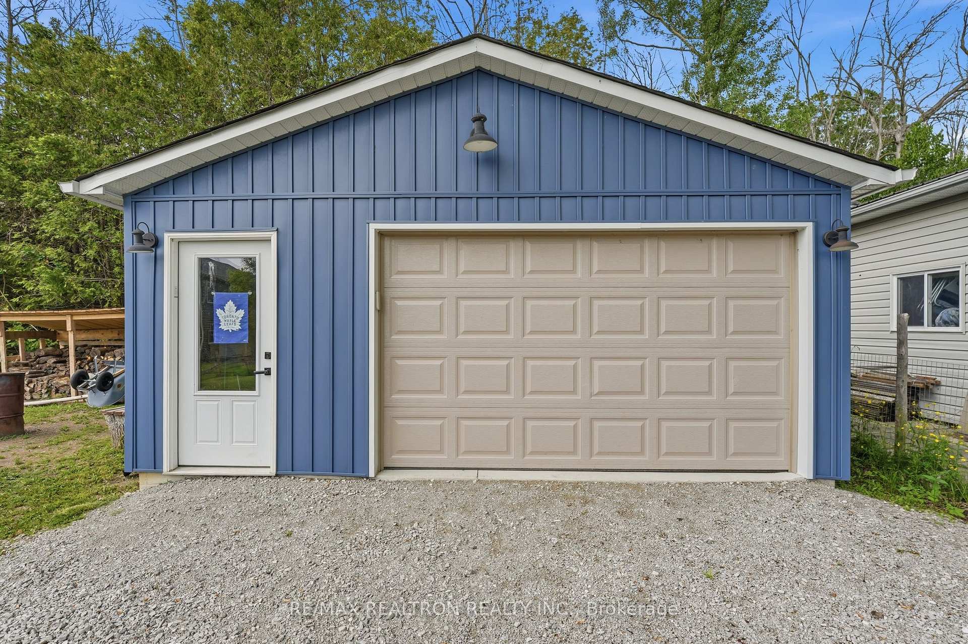 Photo 36 of 1050 Wisker Avenue, Innisfil, Rural Innisfil — HOMEH