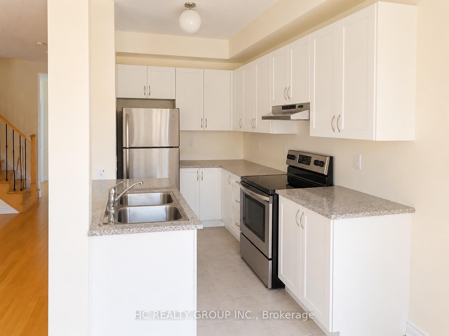 Photo 2 of 11 Sandwell Street, Vaughan, Vellore Village — HOMEH